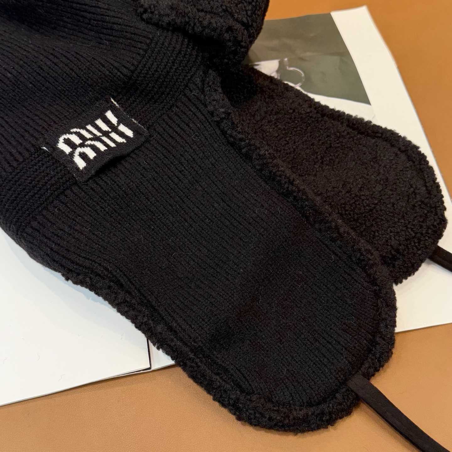 Miu Miu Sherpa Trapper - DesignerGu