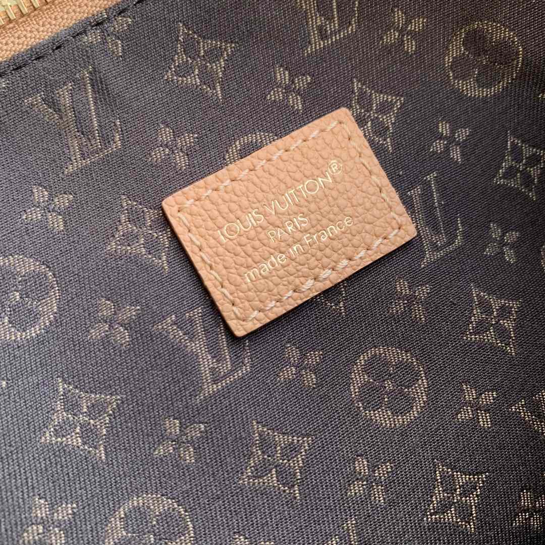 Louis Vuitton Multipass   M28029 - DesignerGu