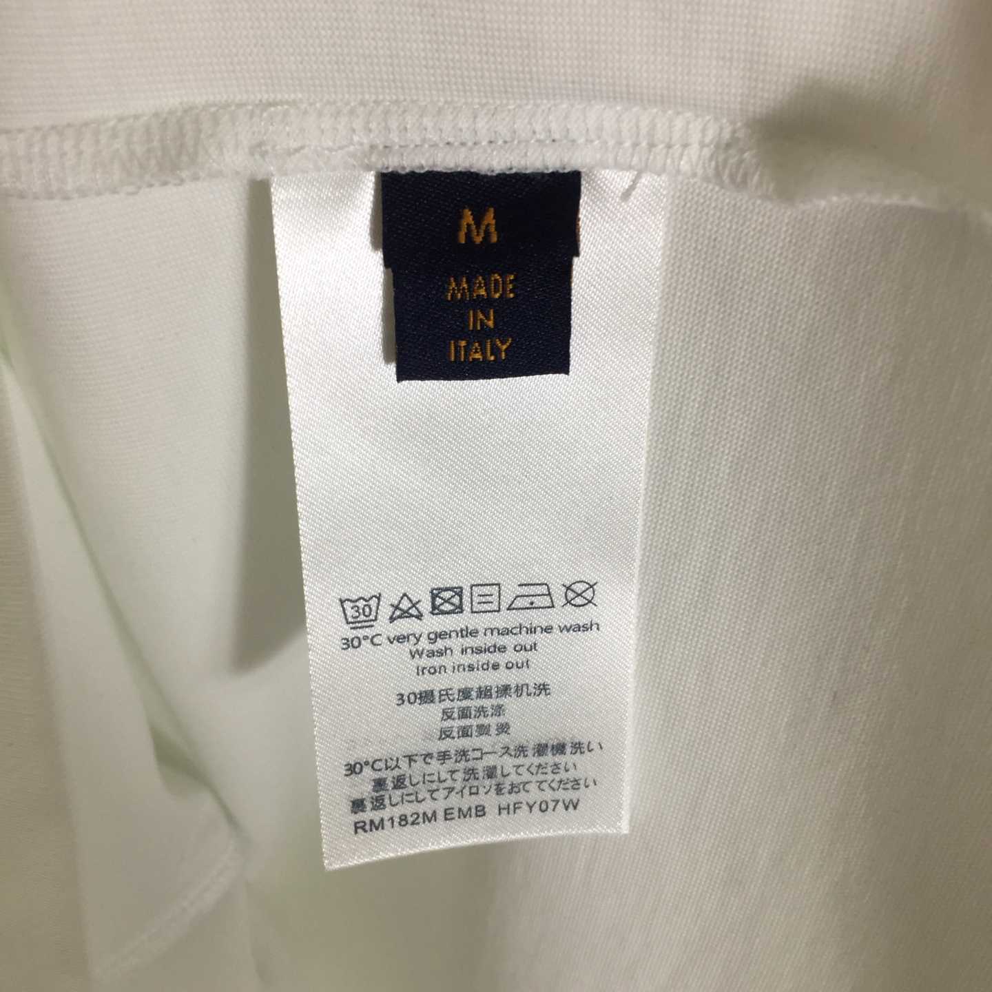 Louis Vuitton Printed Signature T-Shirt  - DesignerGu