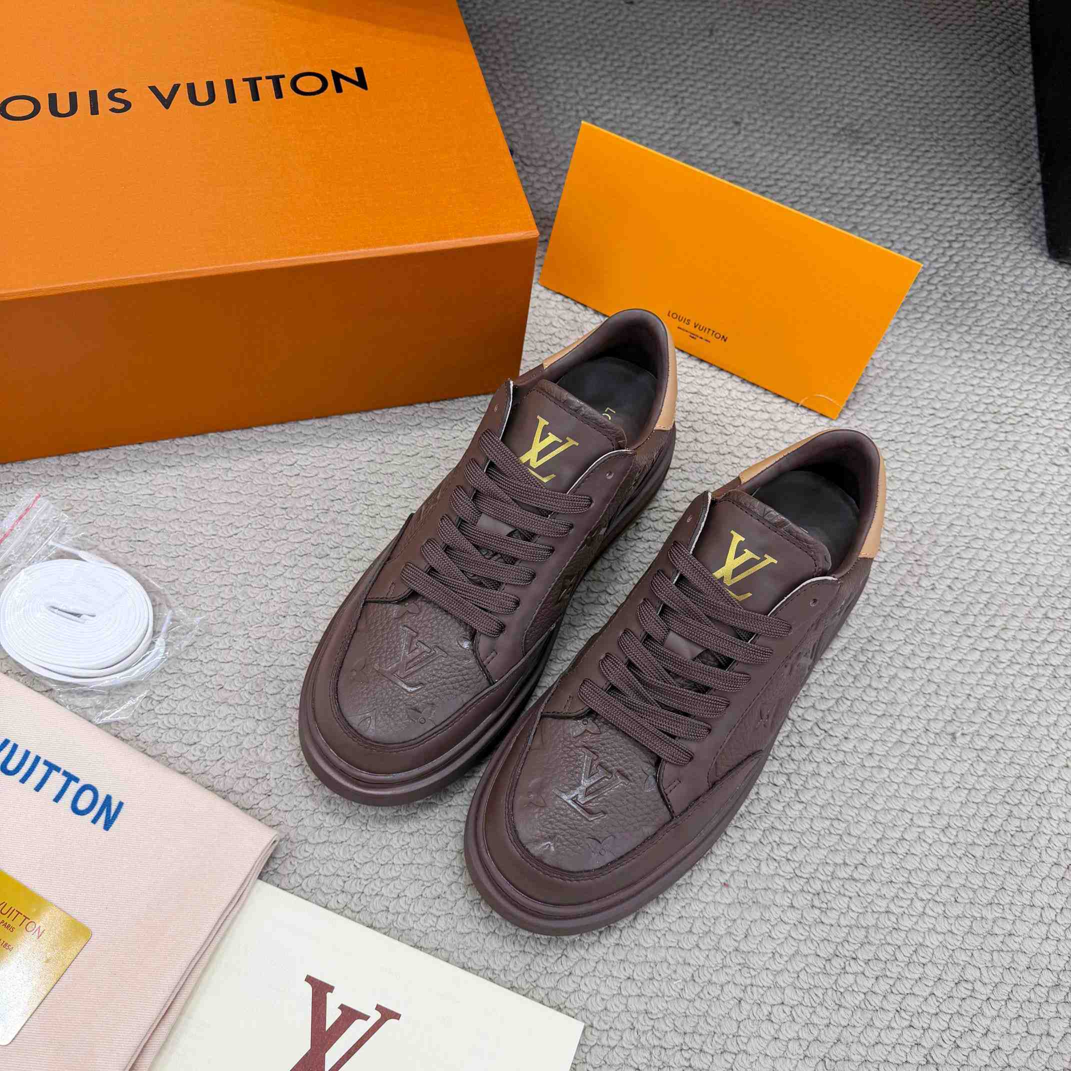 Louis Vuitton Beverly Hills Sneaker 1AJ925   - DesignerGu