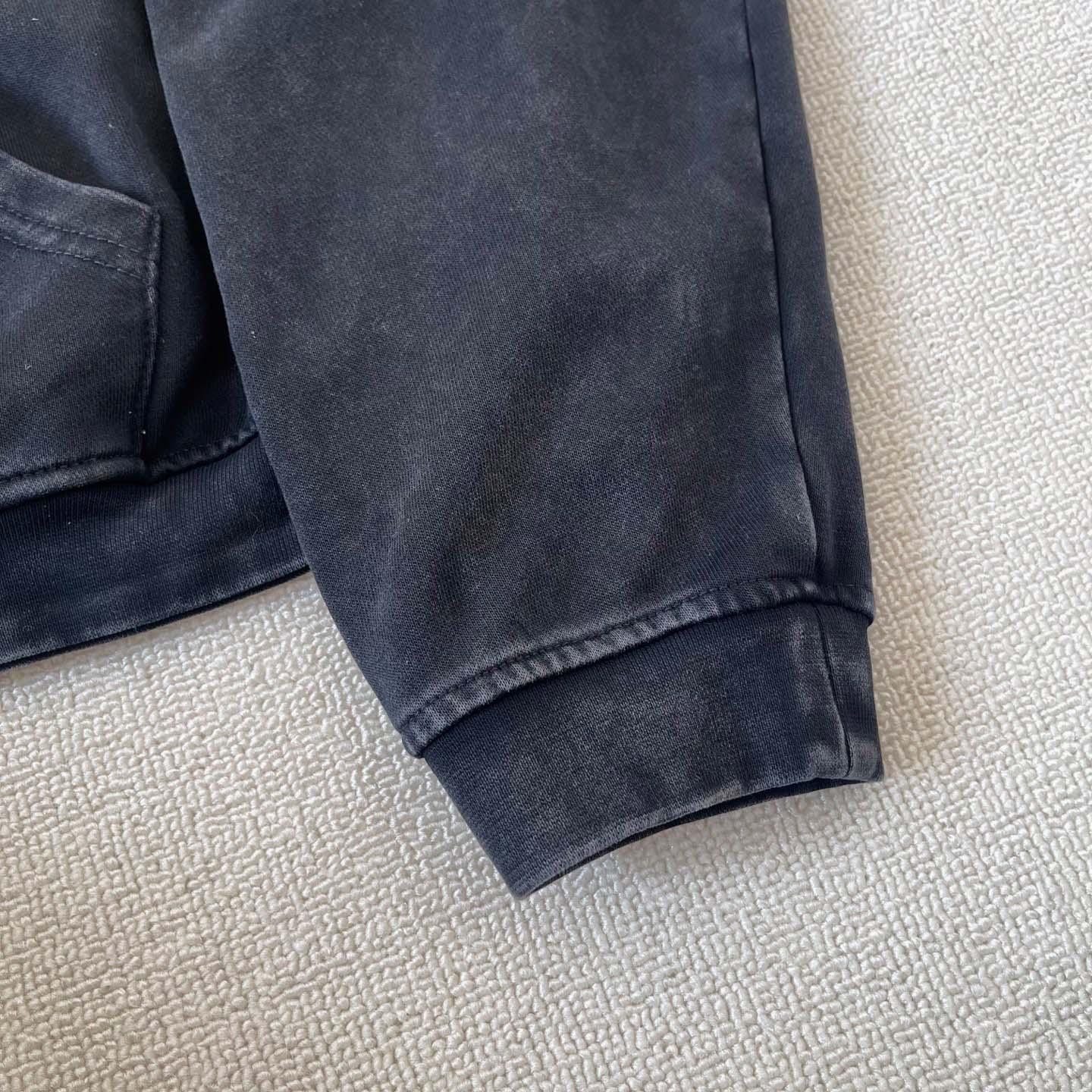 Enfants Riches Déprimés HOLY BIBLE 