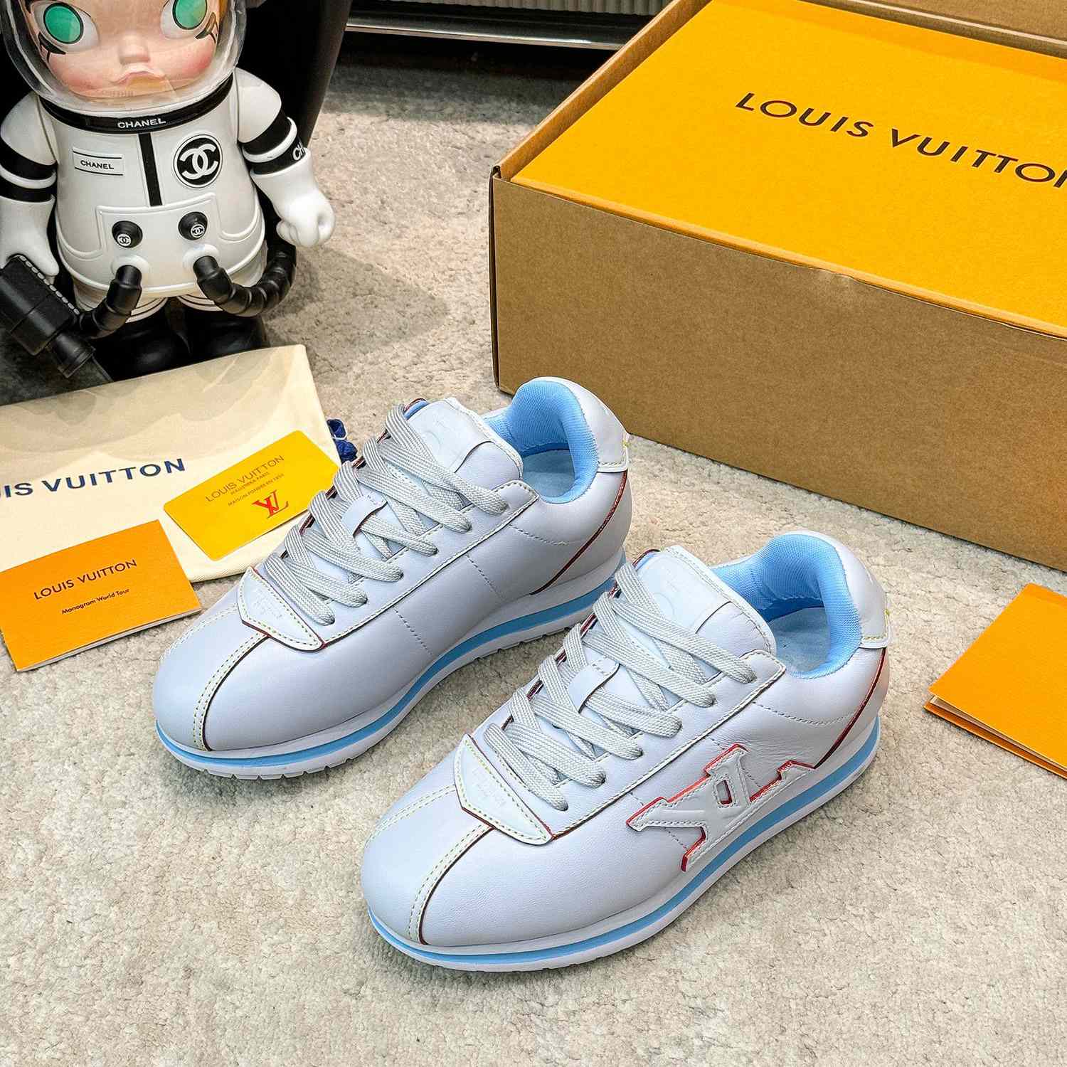 Louis Vuitton LV BUTTERSOFT Sneaker    1AIKI9 - DesignerGu