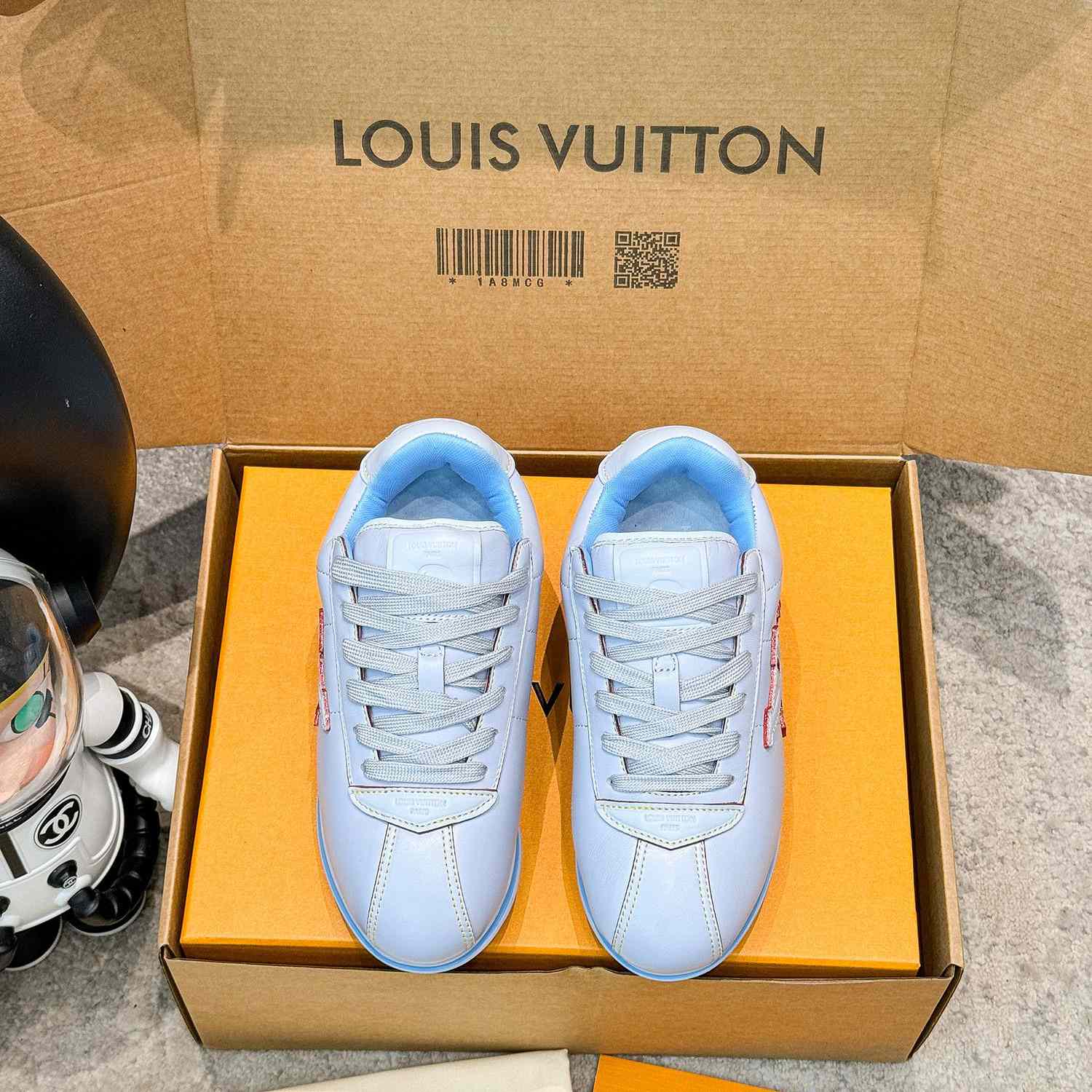 Louis Vuitton LV BUTTERSOFT Sneaker    1AIKI9 - DesignerGu