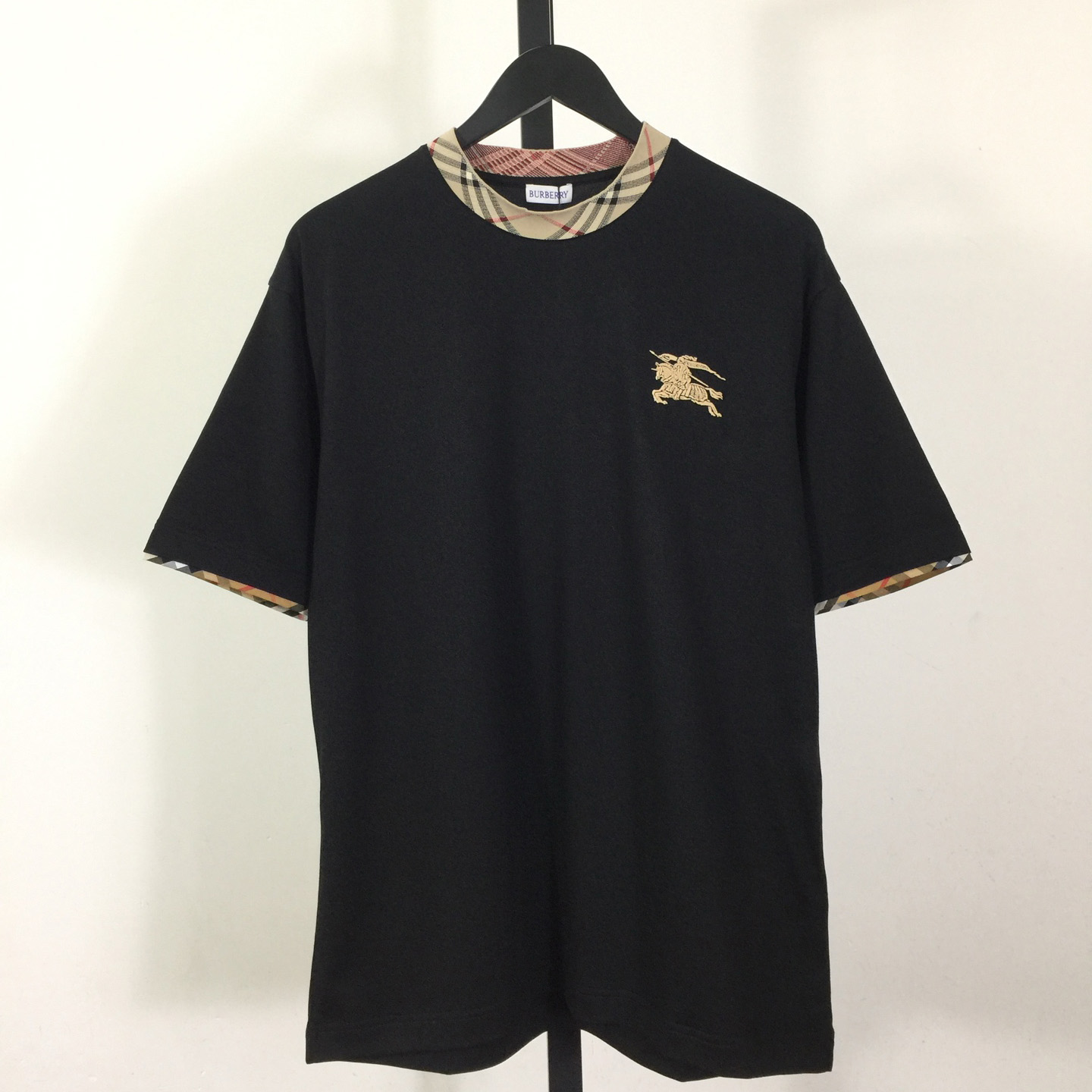 Burberry Logo Cotton T-shirt - DesignerGu