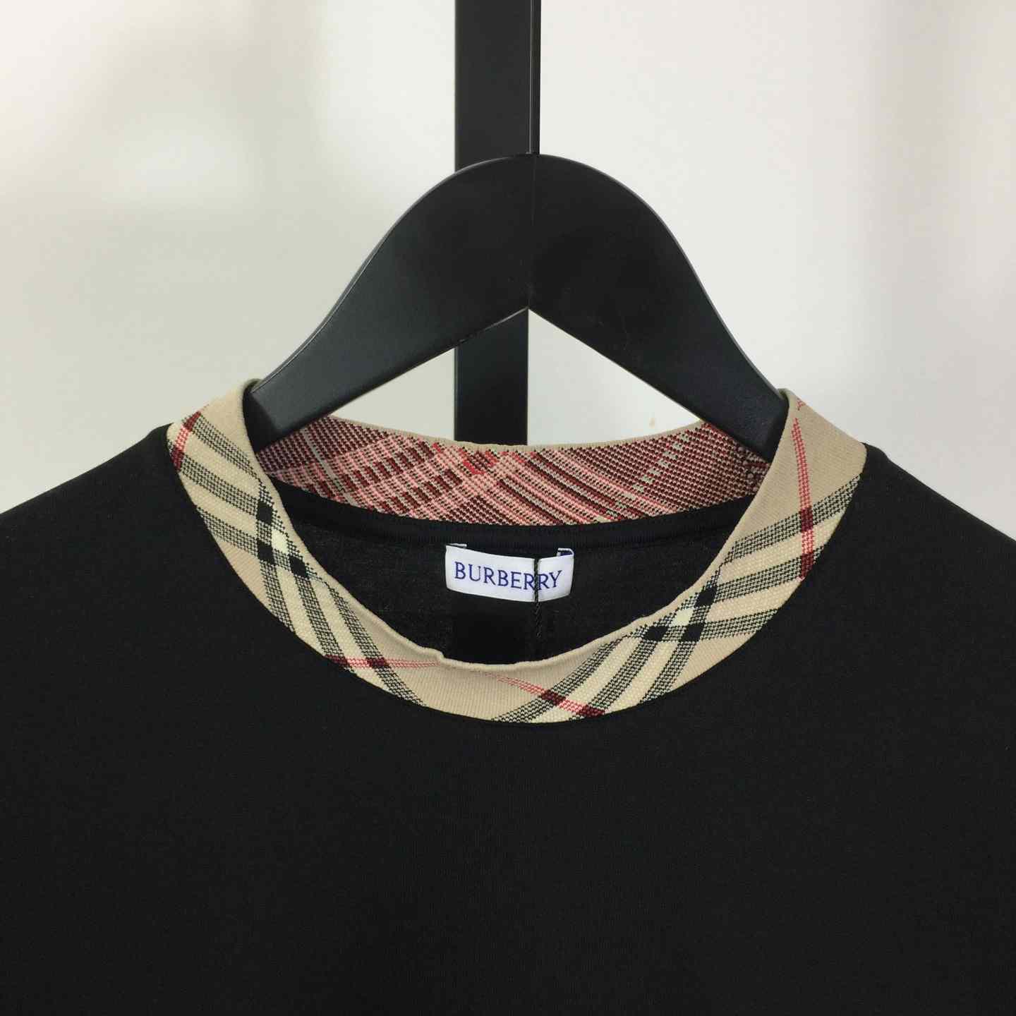 Burberry Logo Cotton T-shirt - DesignerGu
