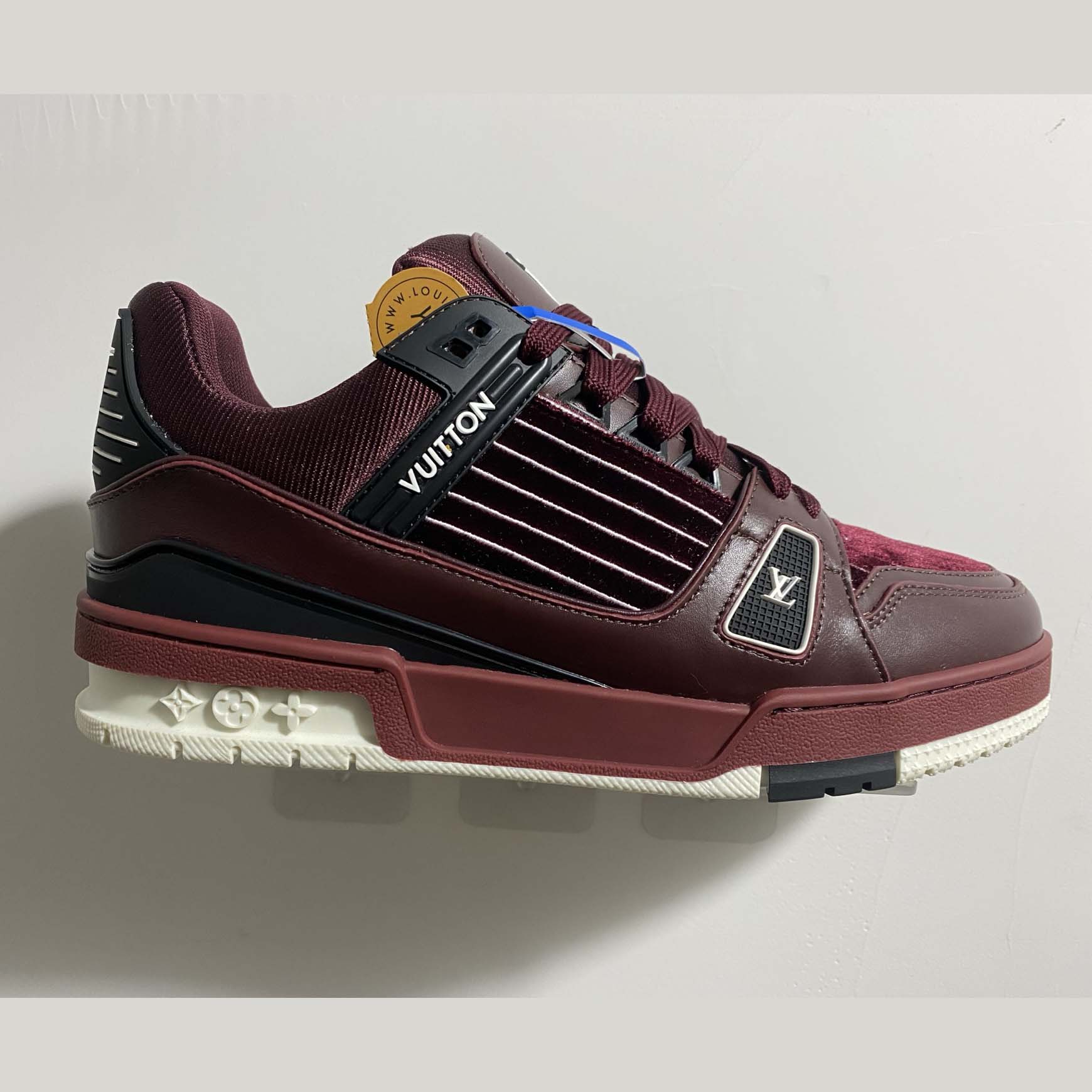 Louis Vuitton LV Trainer Sneaker    1AJ960 - DesignerGu