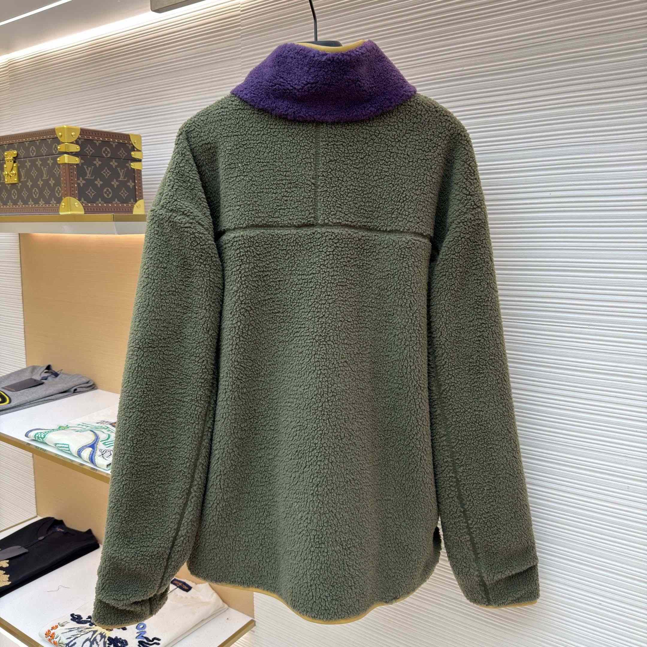 Louis Vuitton Shearling Jacket   1AJUSY - DesignerGu