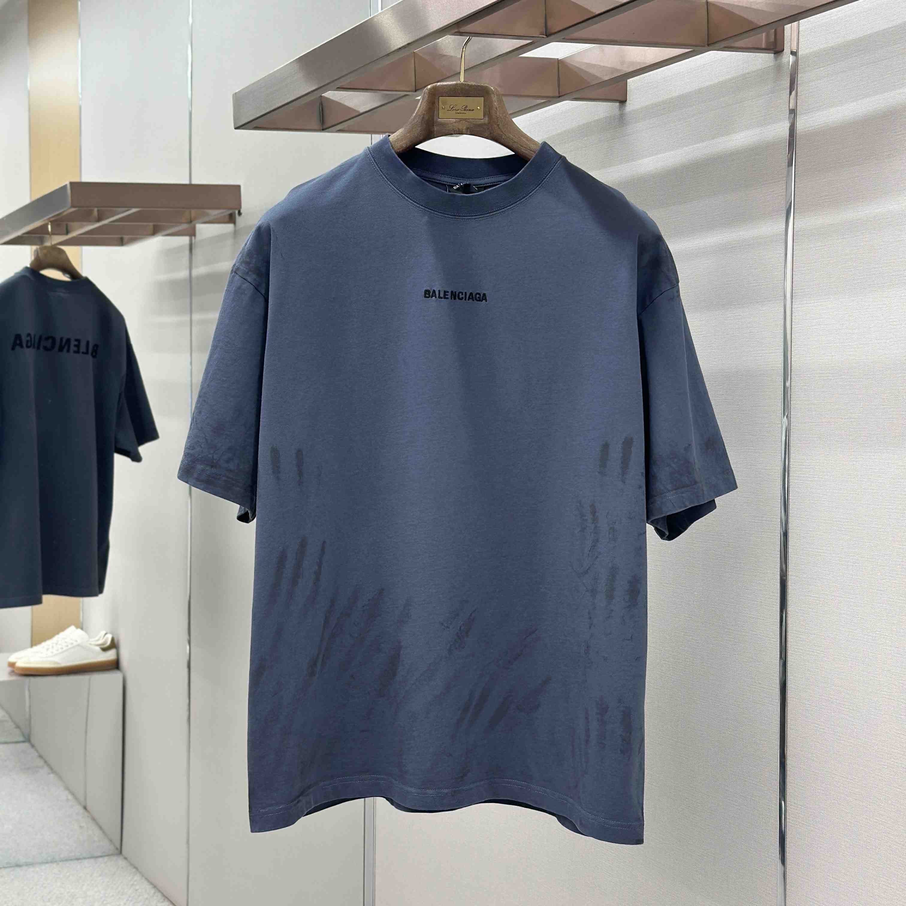 Balenciaga Balenciaga Back T-shirt Medium Fit in Faded Dark Blue - DesignerGu
