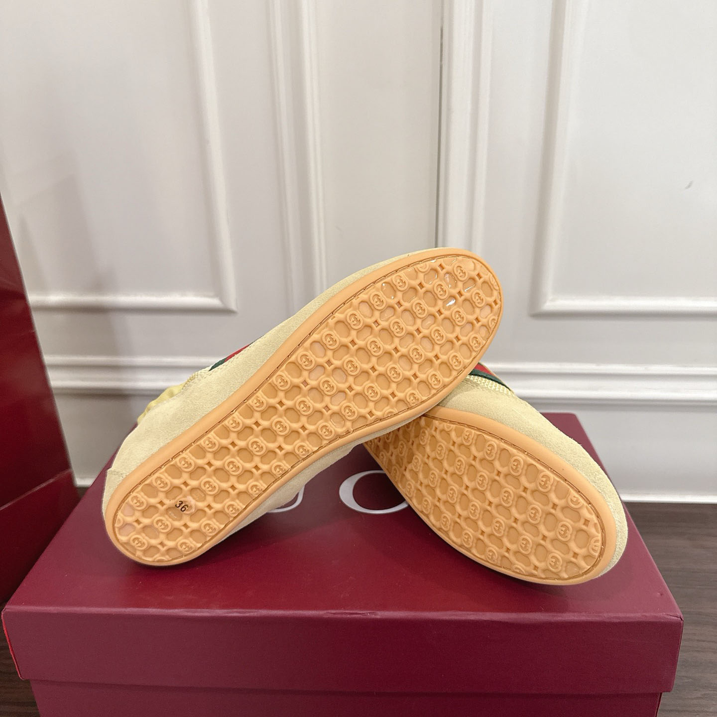 Gucci Women's Gucci Shift Sneaker - DesignerGu