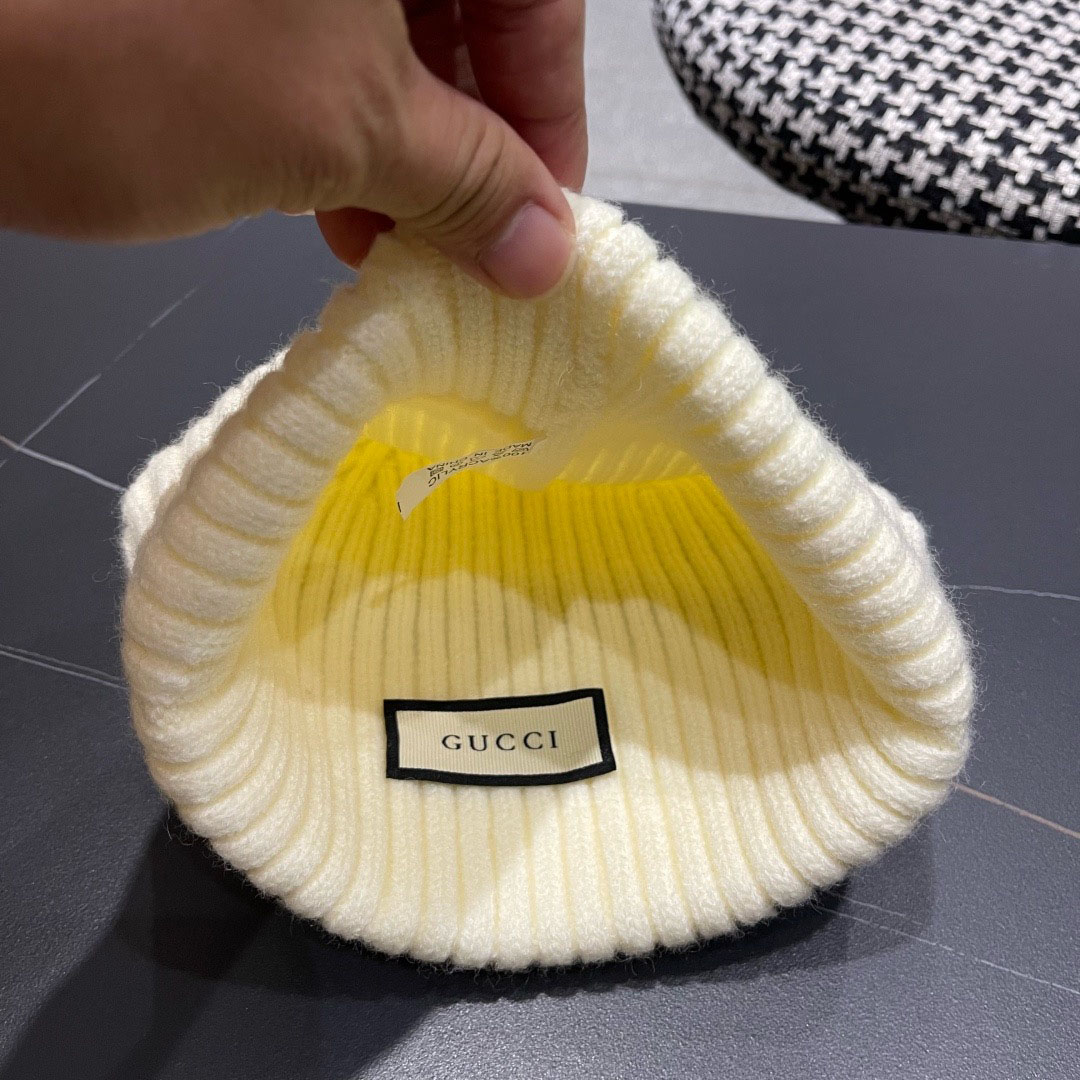 Gucci  Wool Cashmere Hat With Double G - DesignerGu