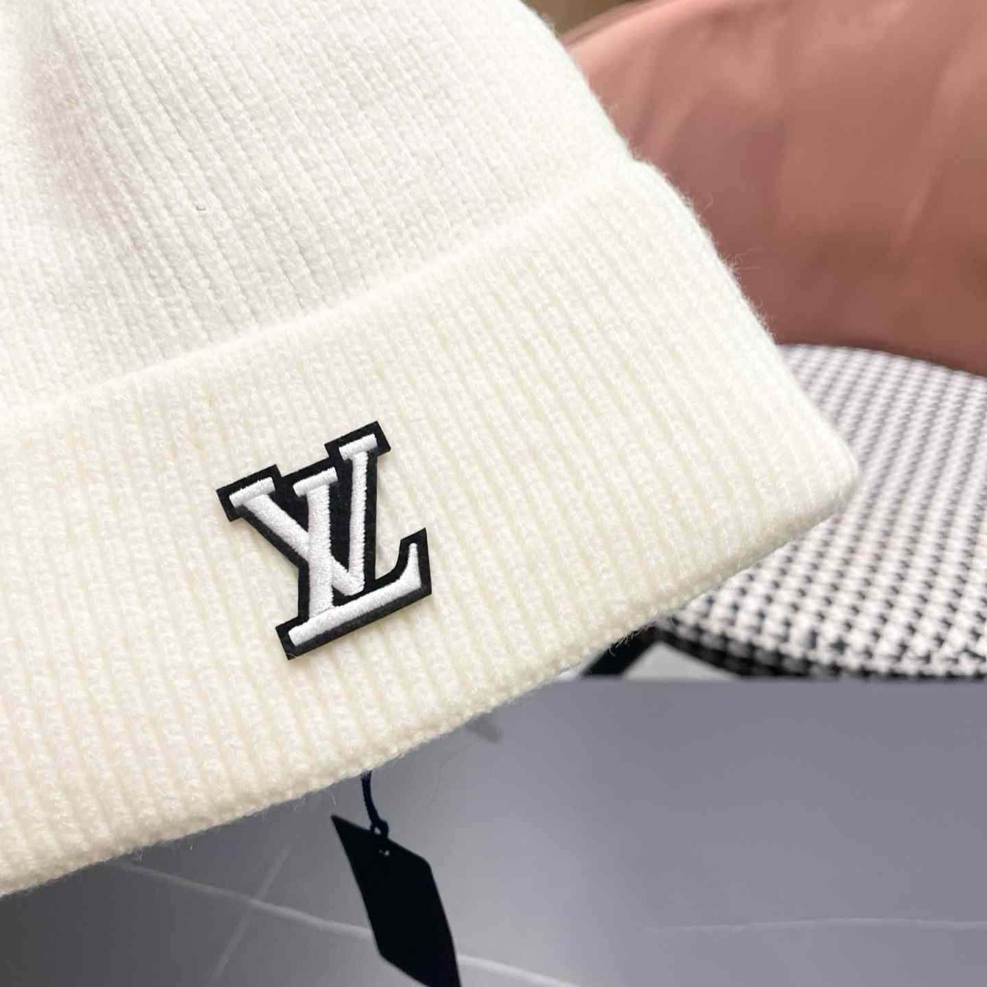Louis Vuitton Beanie    - DesignerGu