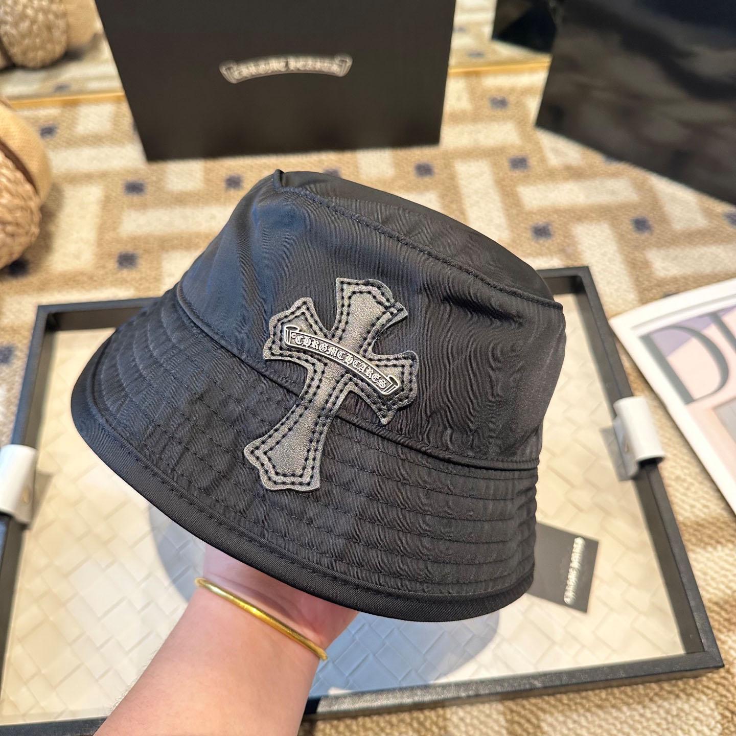 Chrome Heart Cross Patch Chum Bucket Hat In Black - DesignerGu
