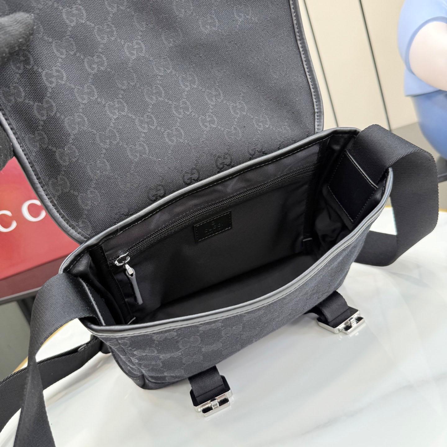 Gucci GG Canvas Small Crossbody Bag 854745 - DesignerGu