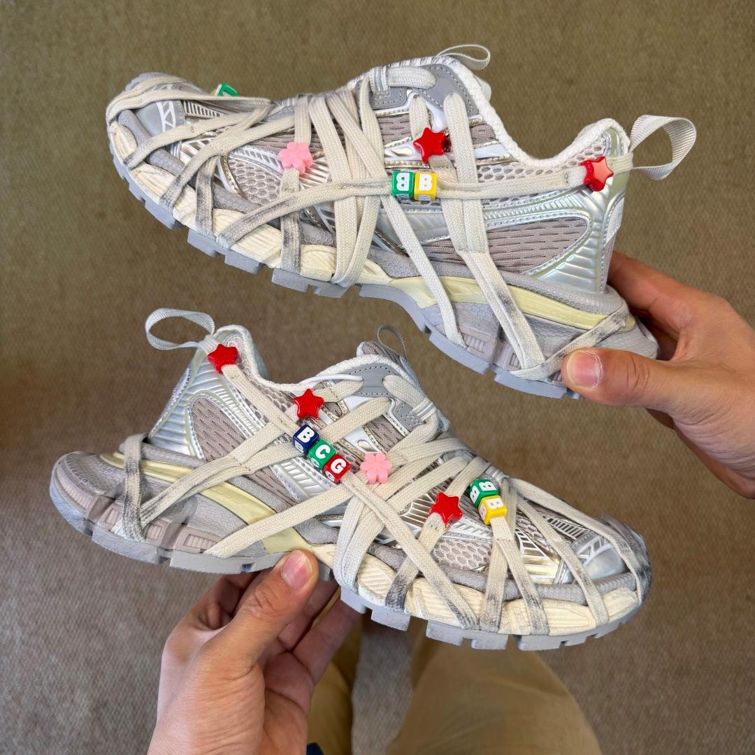 Balenciaga 3xl Extreme Lace Sneaker In Eggshell/Multicolor - DesignerGu