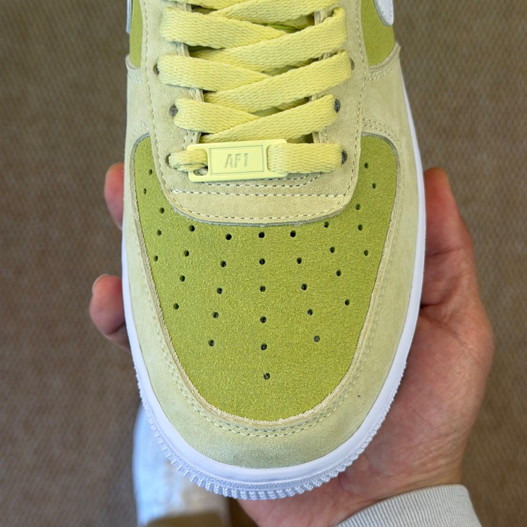 Nike Air Force 1 Low 