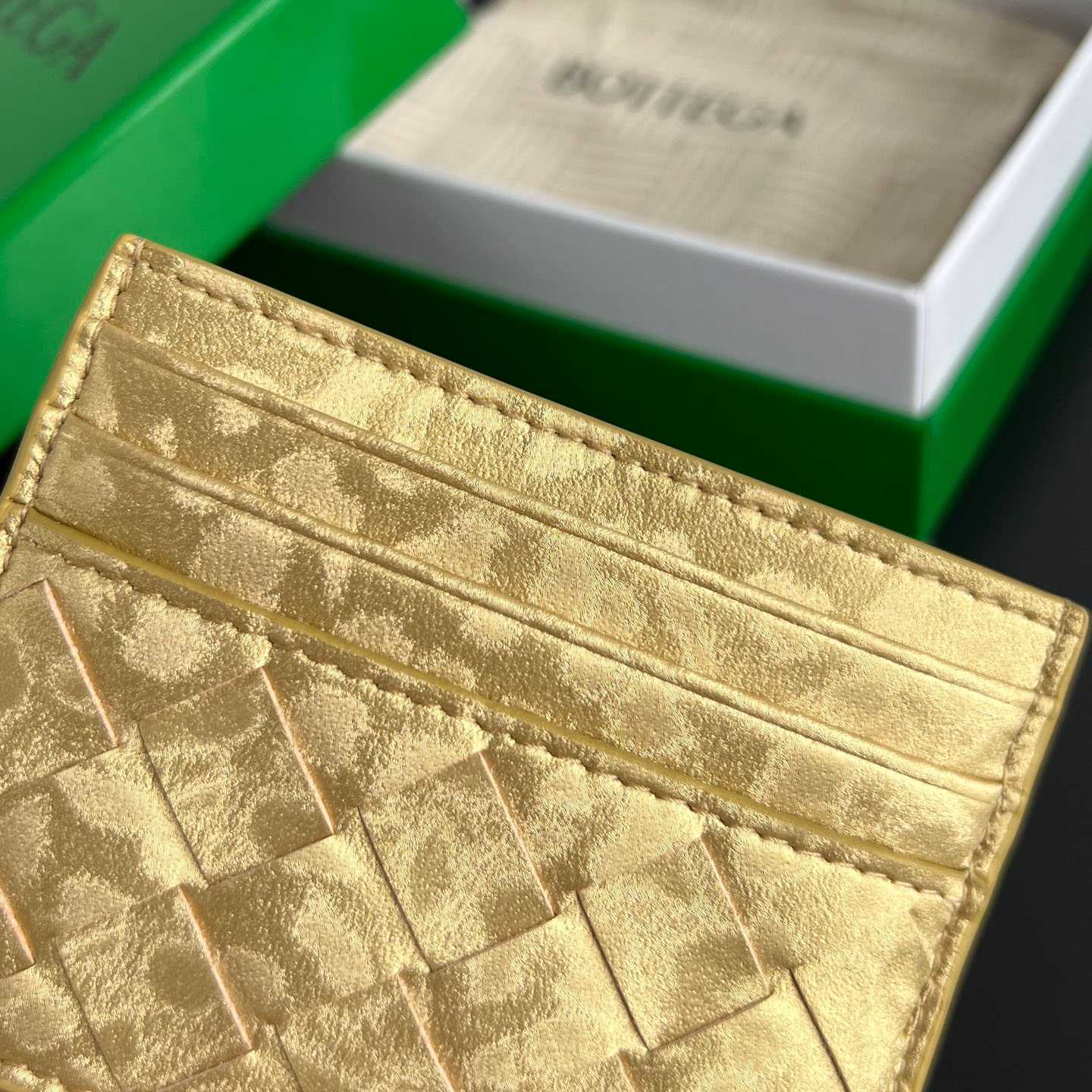 Bottega Veneta Intrecciato Credit Card Case - DesignerGu