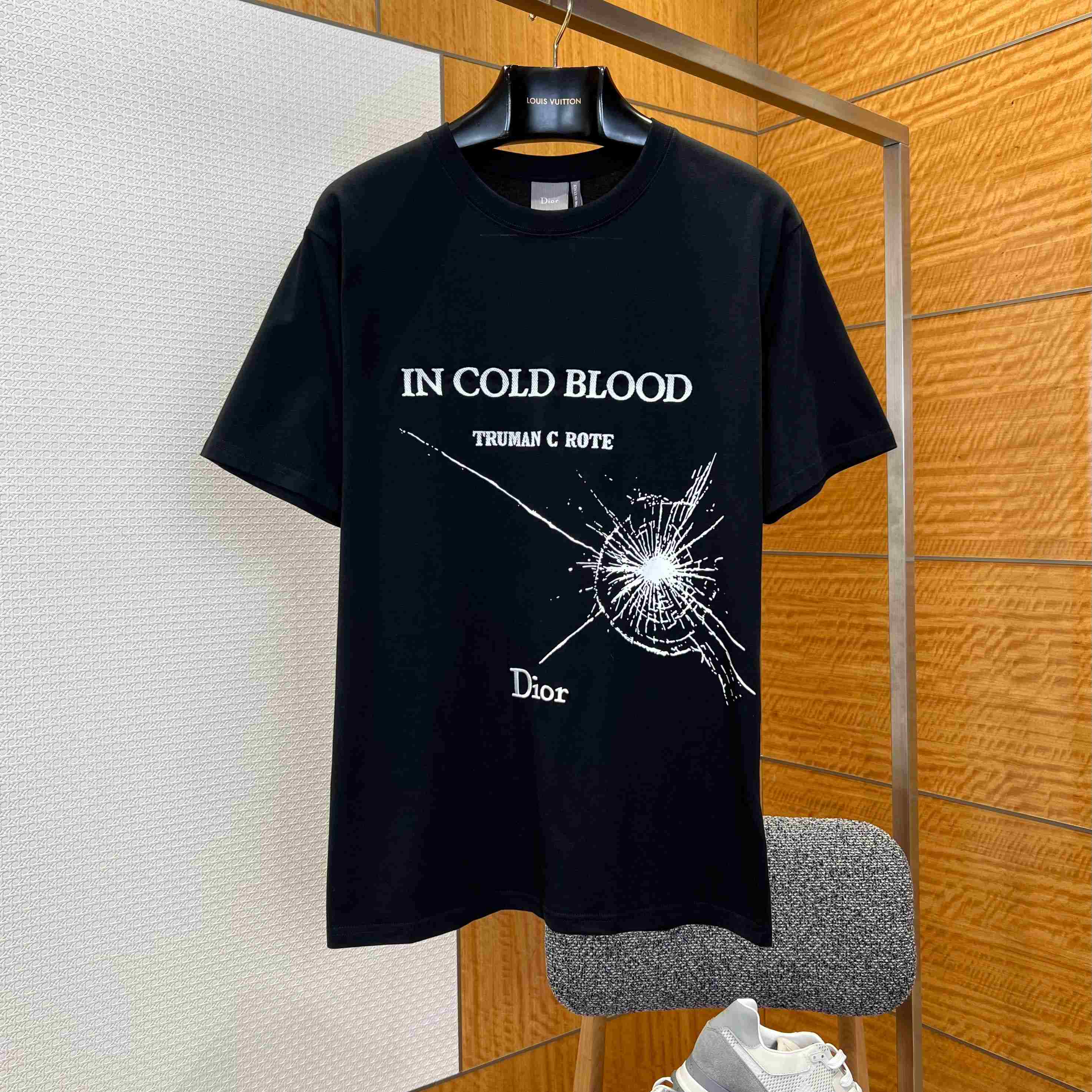 Dior T-Shirt With Book Cover Embroidery And Print, Relaxed Fit - DesignerGu