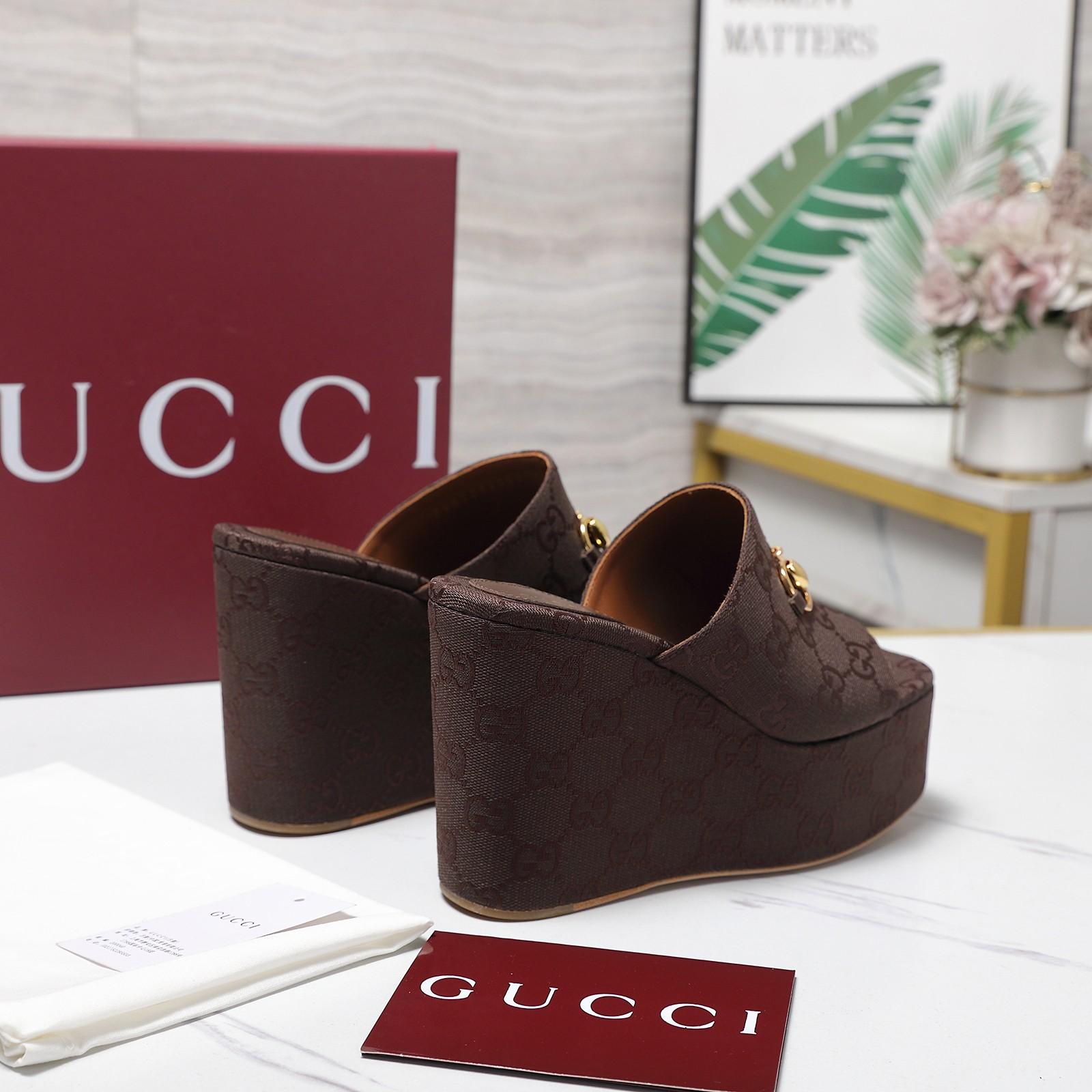 Gucci Wedge Sandal With Horsebit - DesignerGu