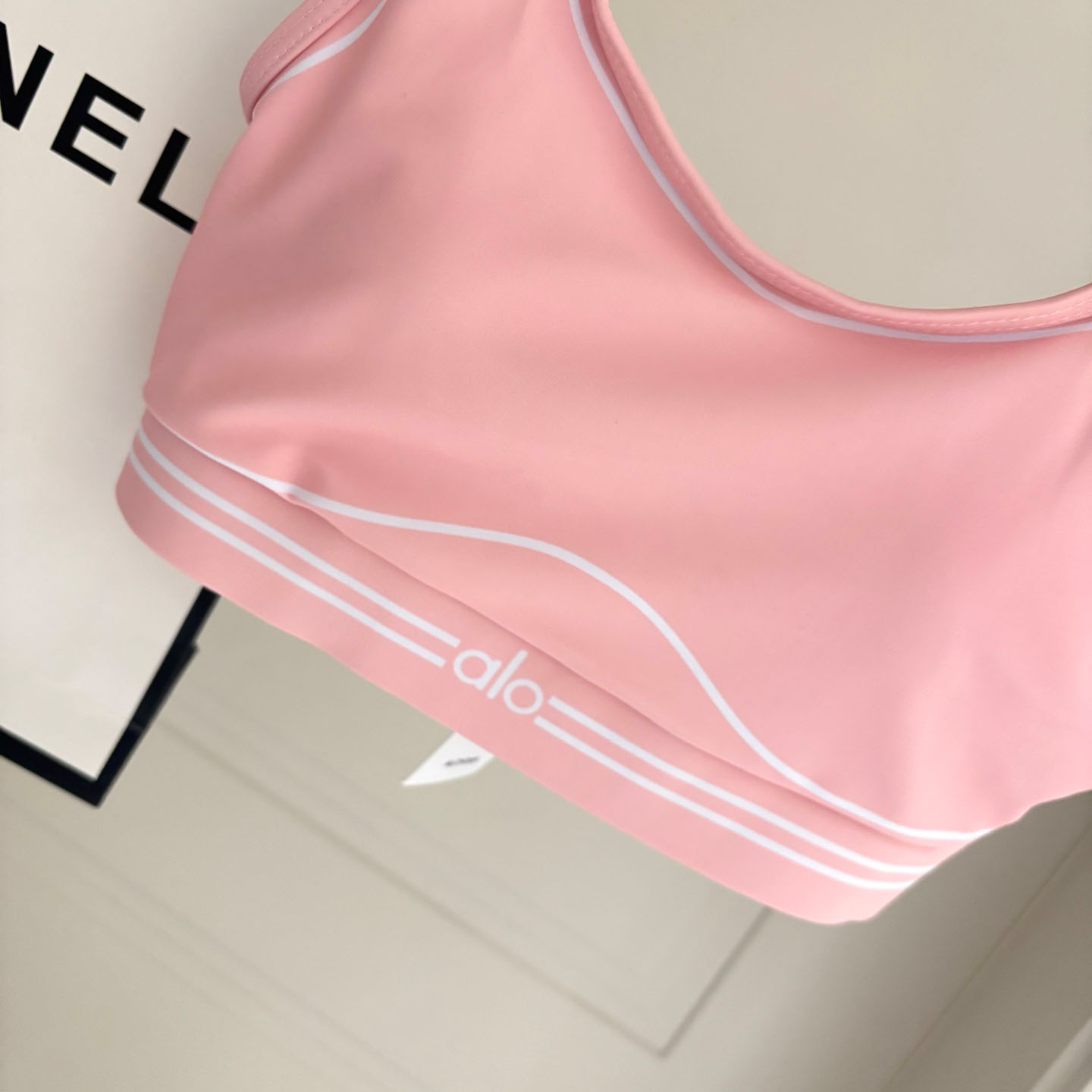 Alo Yoga - DesignerGu