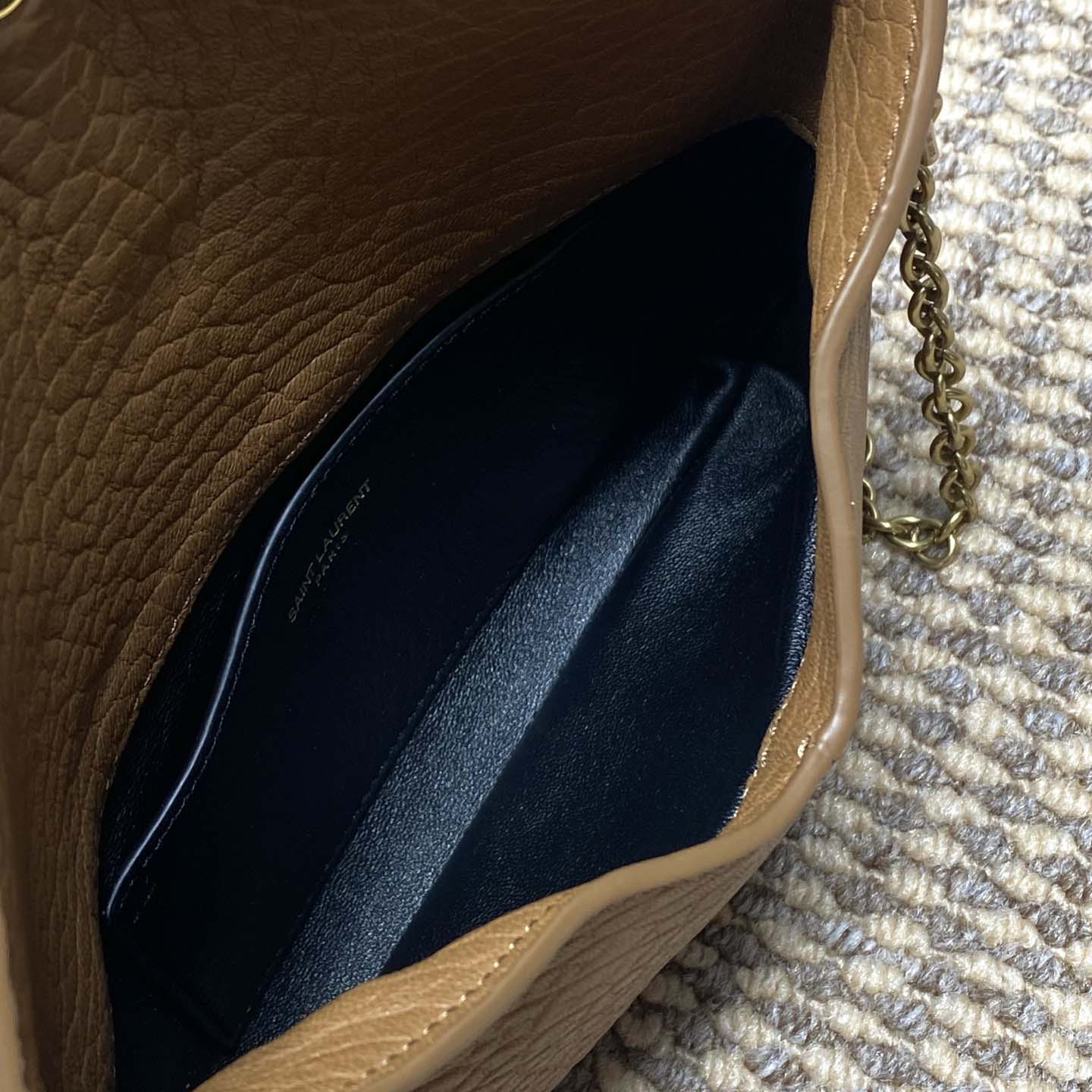 Saint Laurent Cassandre Small Chain Clutch In Lambskin - DesignerGu