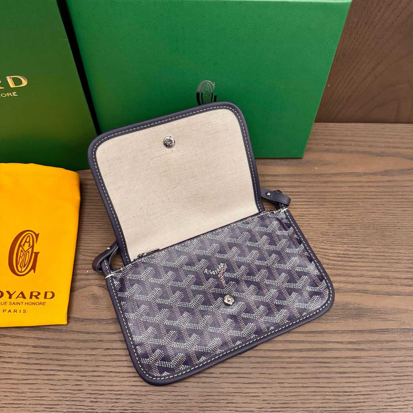 Goyard Plumet Pocket Wallet - DesignerGu