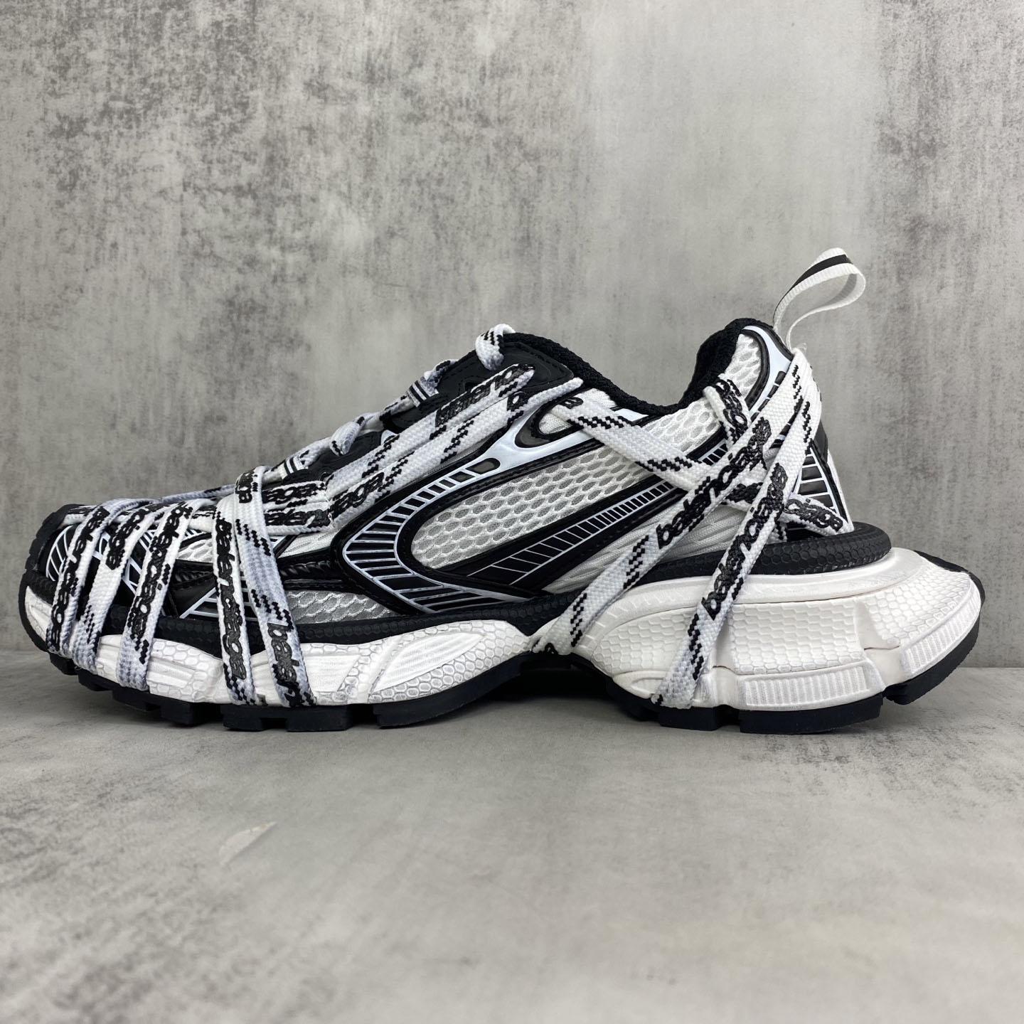 Balenciaga Balenciaga 3XL Extreme Laces Logo Sneaker - DesignerGu