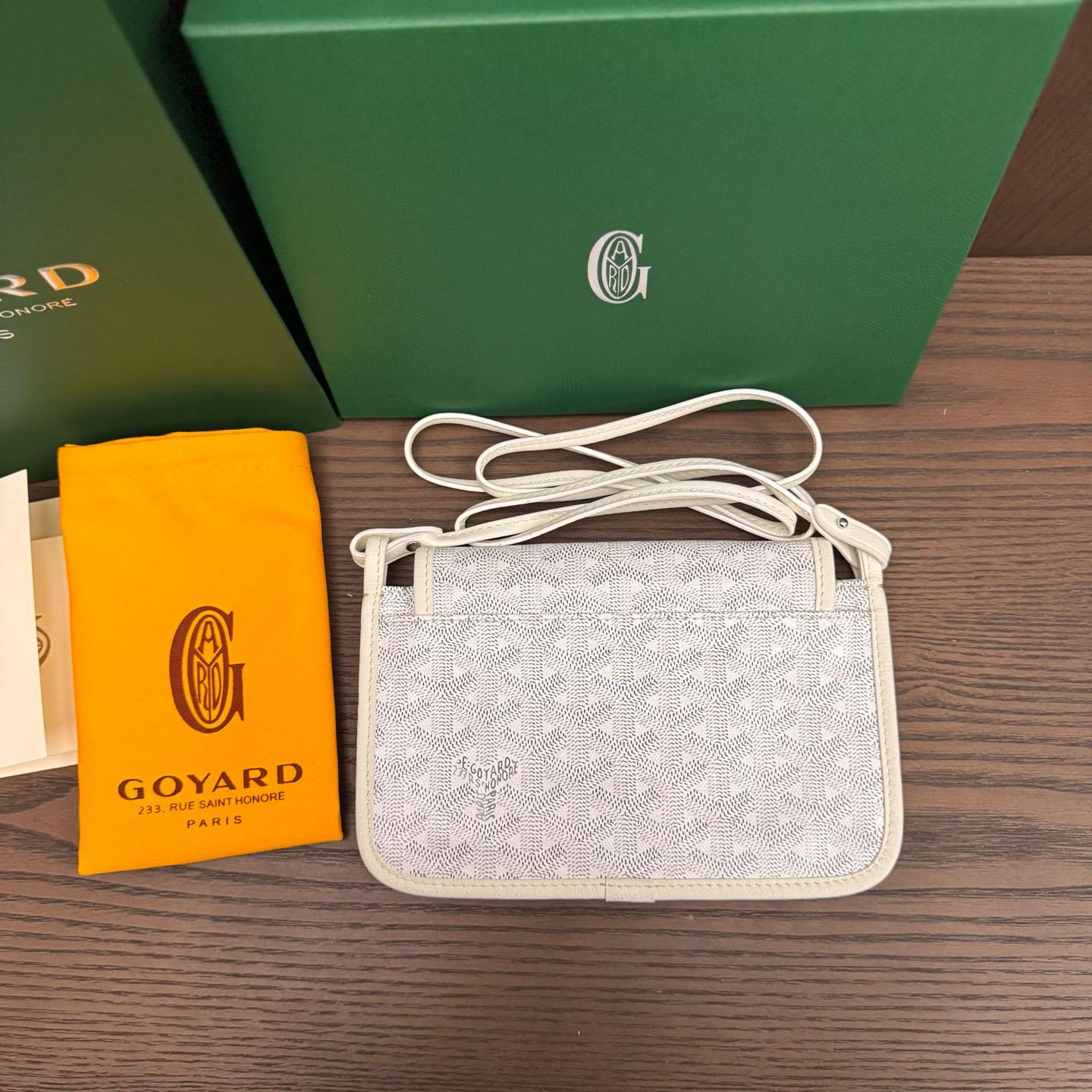 Goyard Plumet Pocket Wallet - DesignerGu