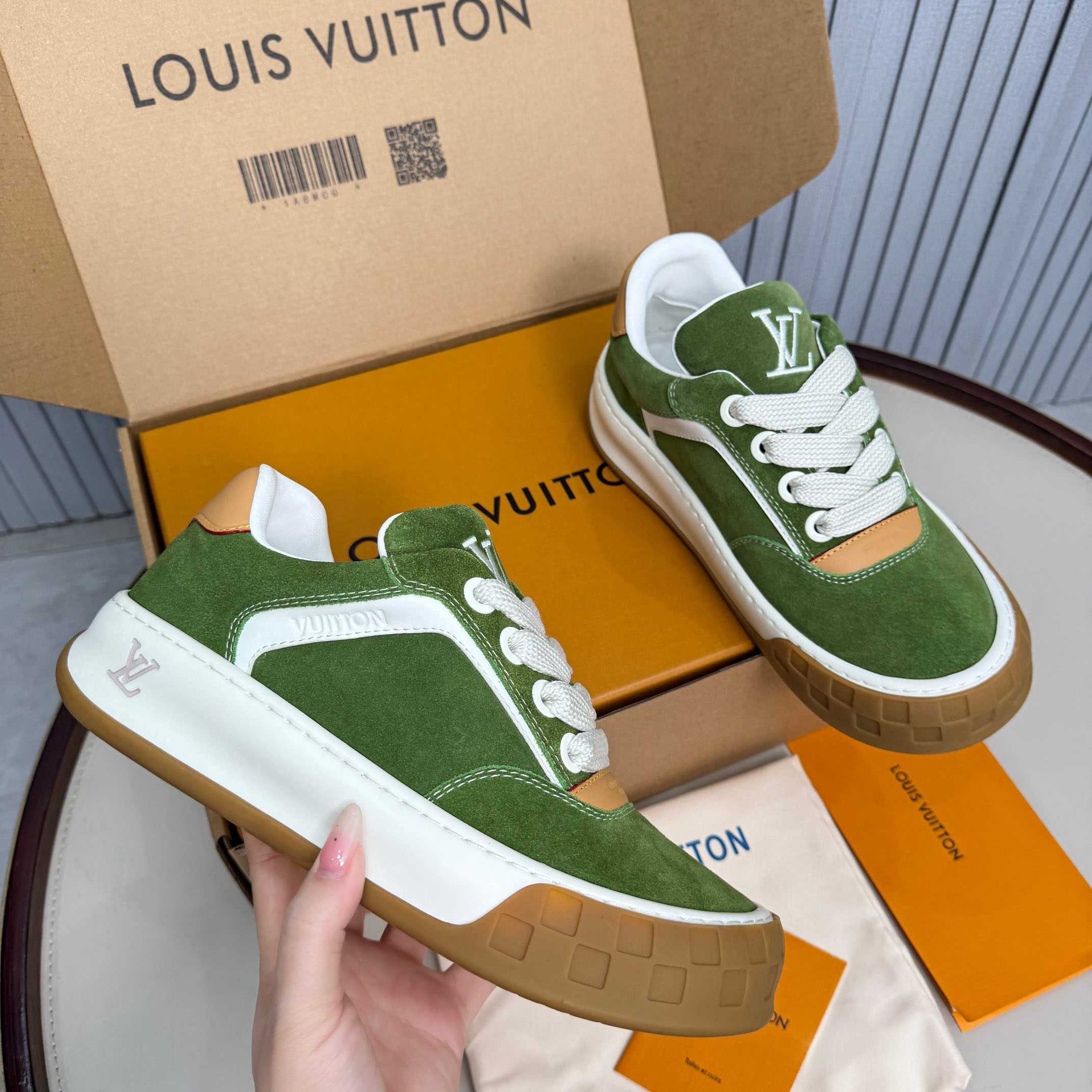 Louis Vuitton LV Tilted Sneaker 1AJTH1 - DesignerGu