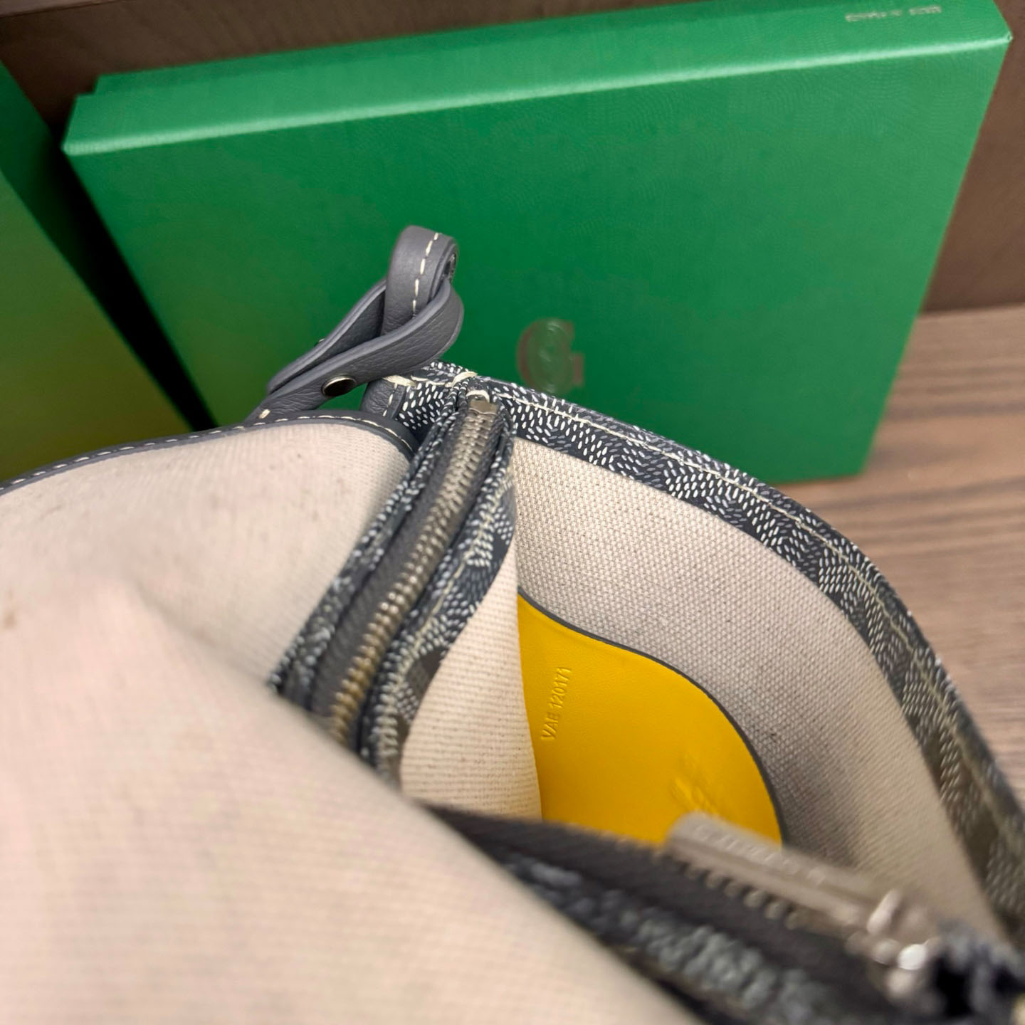 Goyard Plumet Pocket Wallet - DesignerGu