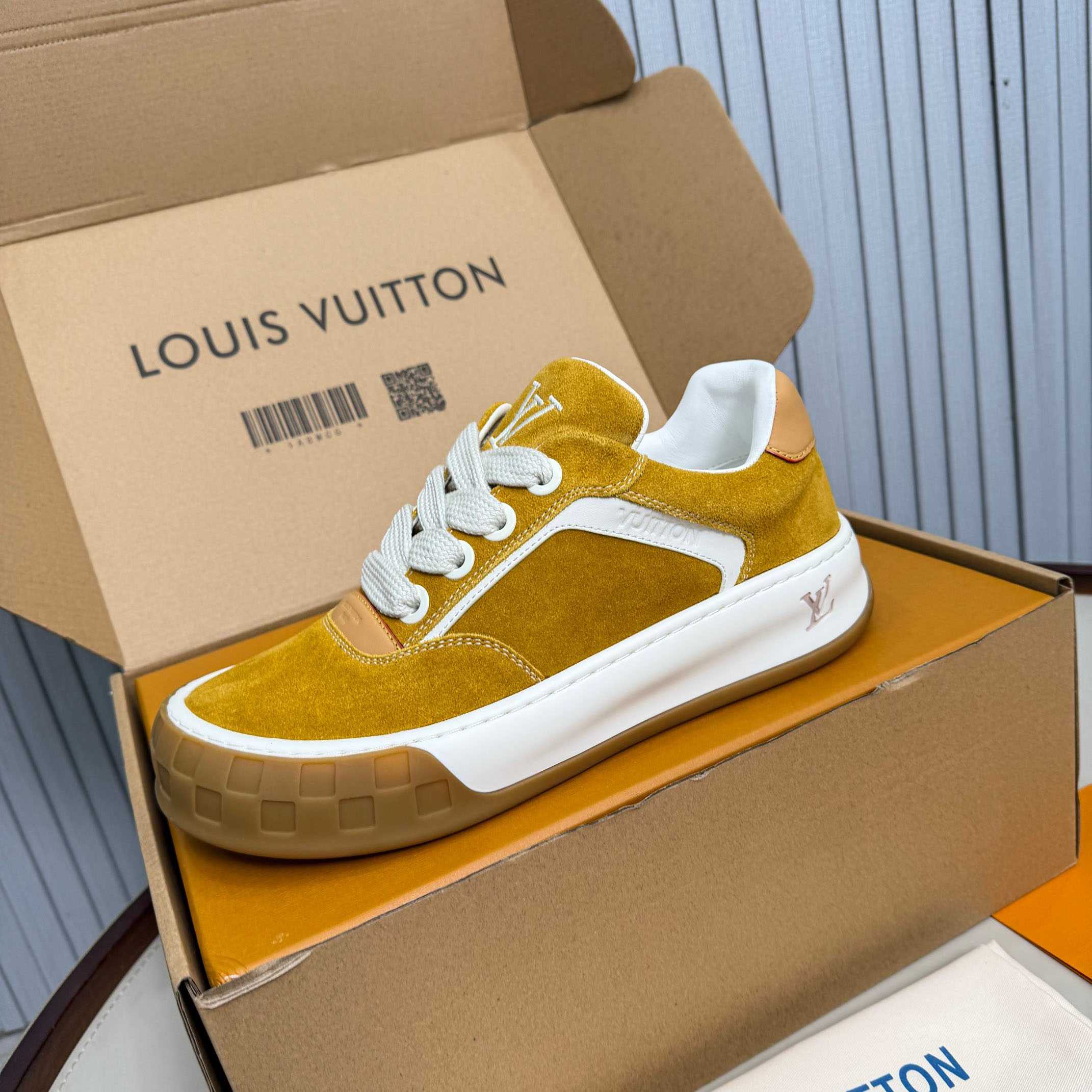 Louis Vuitton LV Tilted Sneaker 1AJTHL - DesignerGu