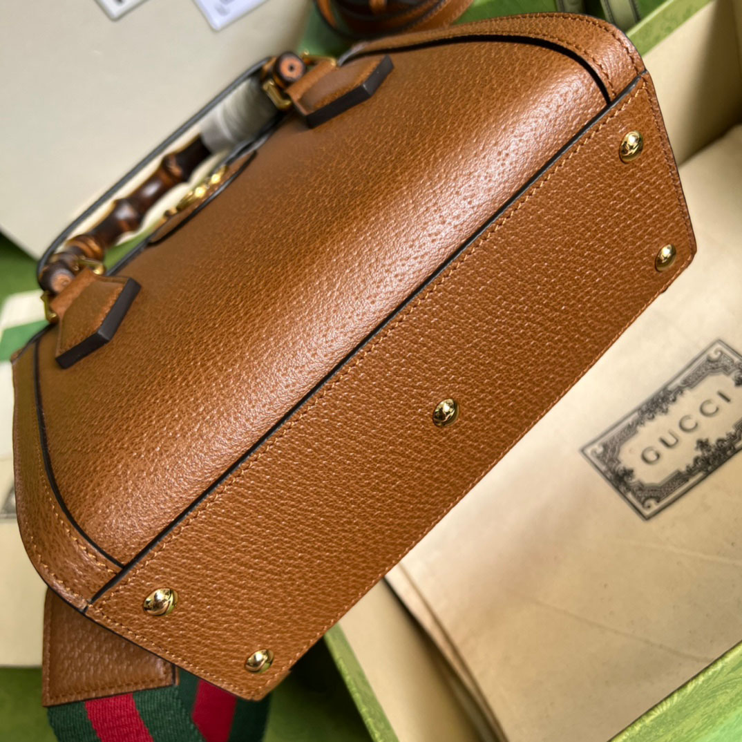 Gucci Gucci Diana Small Tote Bag  702732 - DesignerGu