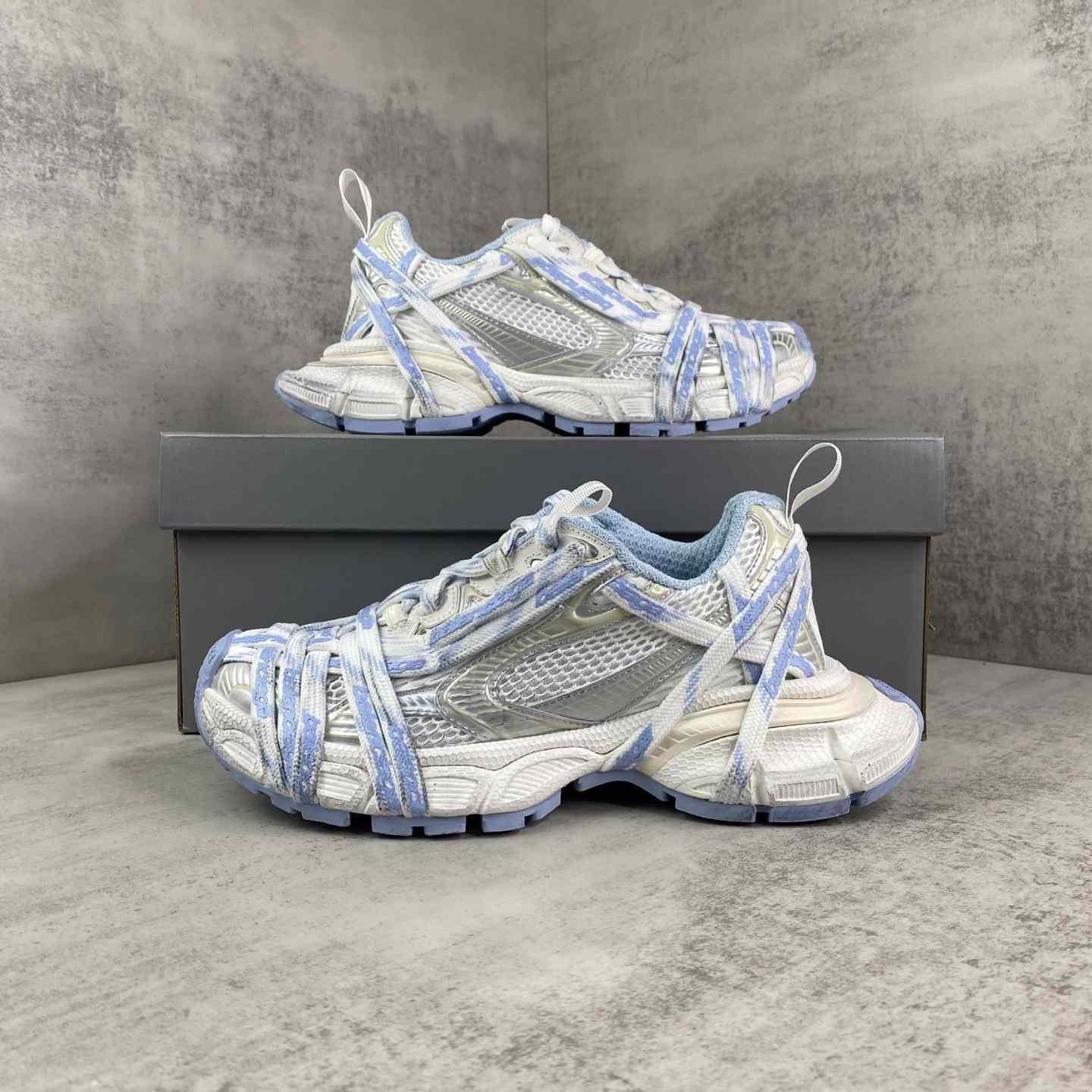Balenciaga 3XL Extreme Laces Logo Sneaker  - DesignerGu