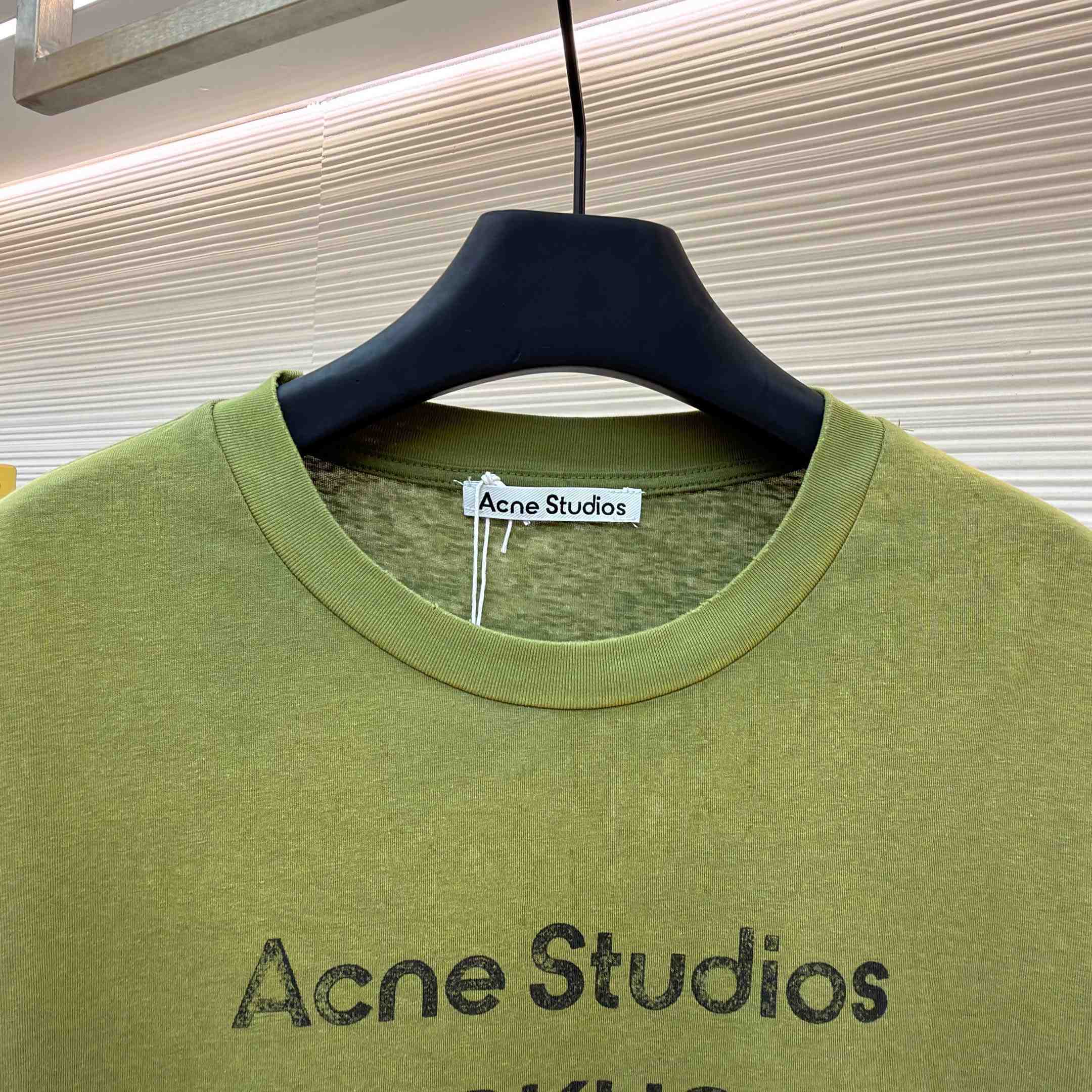 Acne Studios  Logo Tshirt - Relaxed Fit - DesignerGu