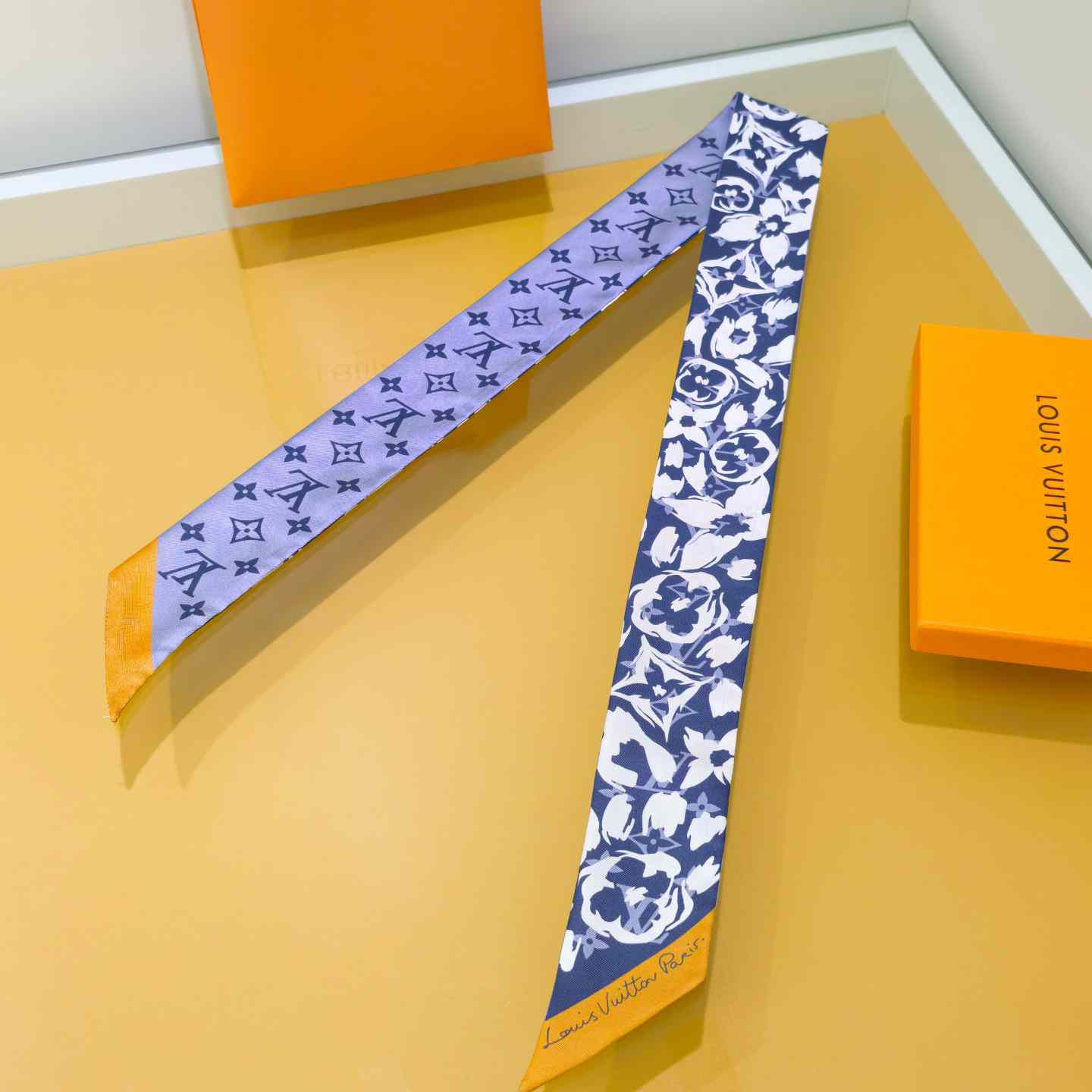 Louis Vuitton LV Safari BB Bandeau - DesignerGu