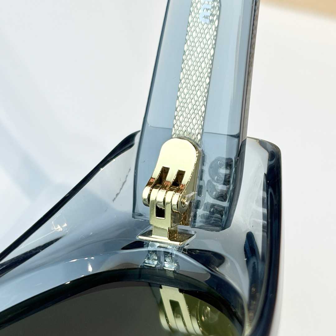Miu Miu MU 03ZV Sunglasses - DesignerGu