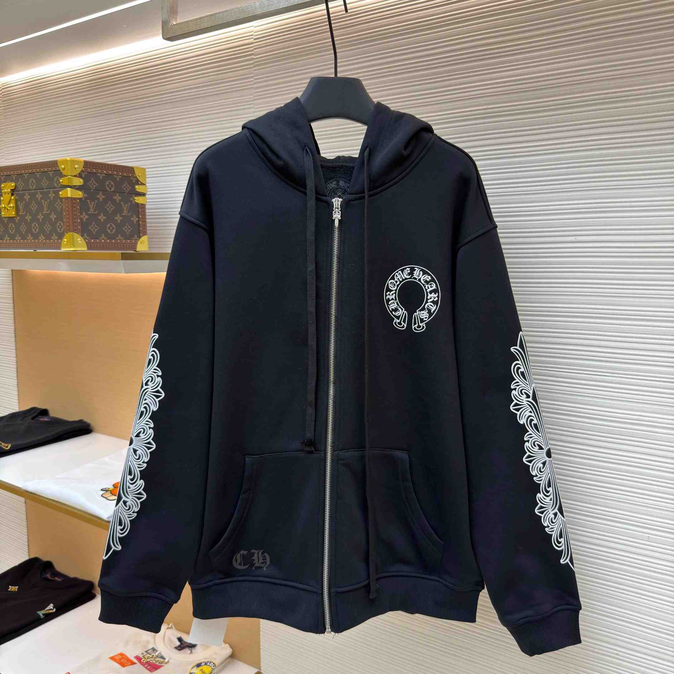 Chrome Hearts Horseshoe-Print Zip-Up Hoodie - DesignerGu