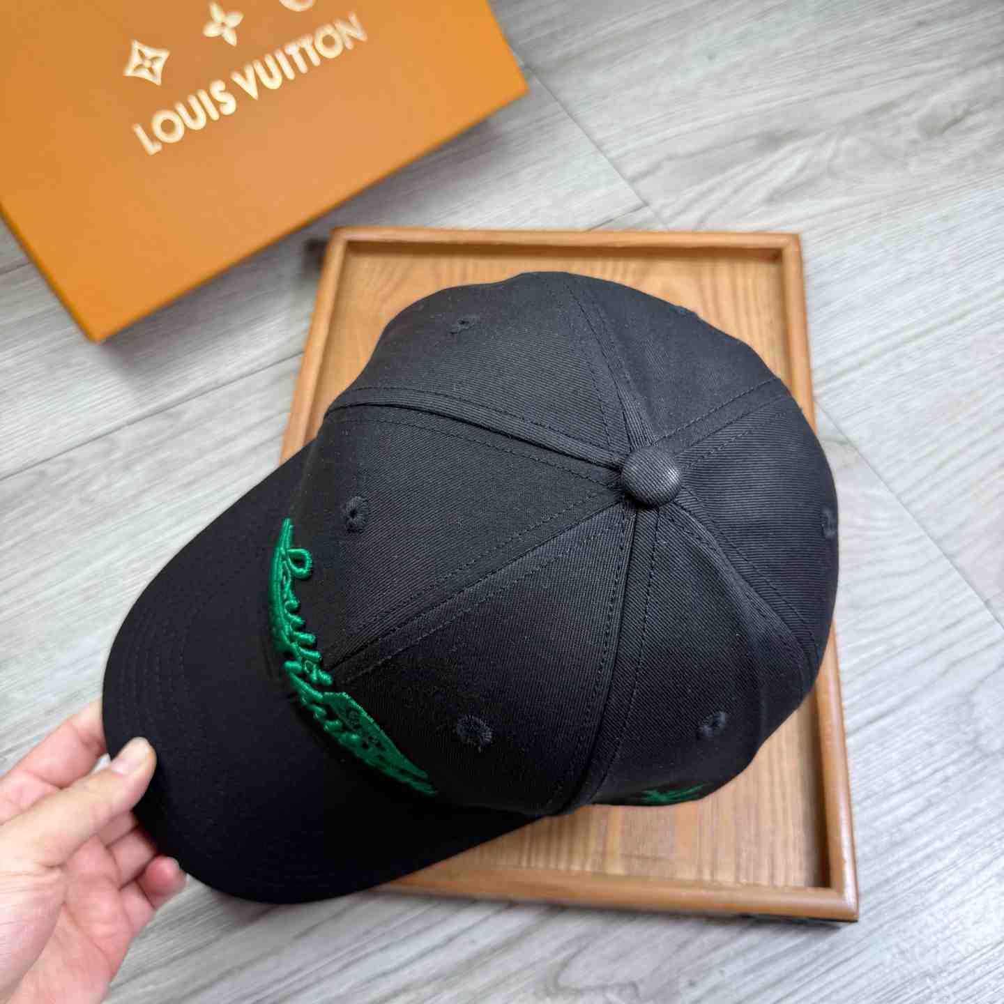 Louis Vuitton Golf Cap - DesignerGu