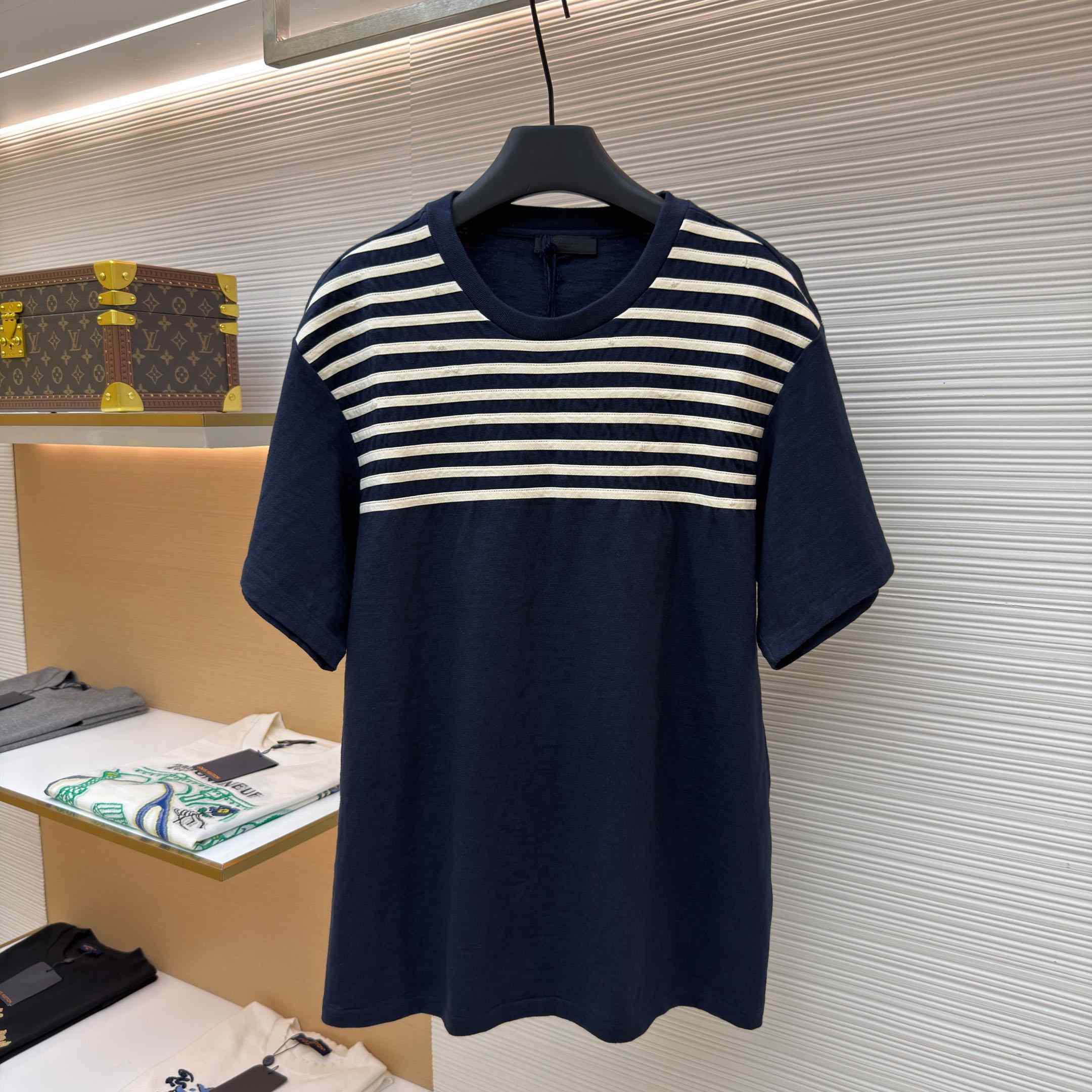 Prada Cotton T-shirt - DesignerGu