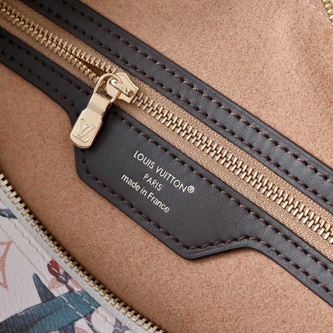 Louis Vuitton Speedy Soft 30 M29066 - DesignerGu