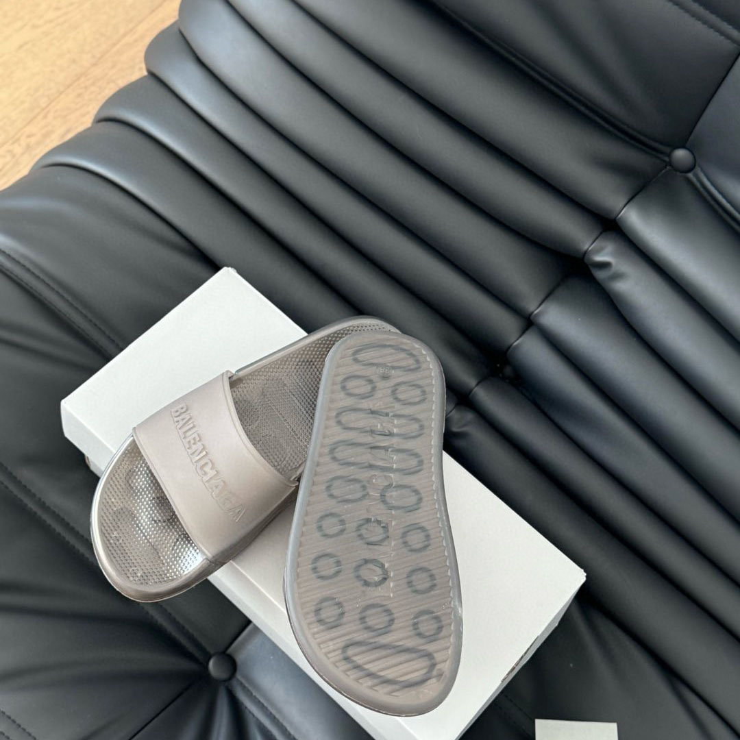 Balenciaga Pool Transparent Slide Sandal - DesignerGu