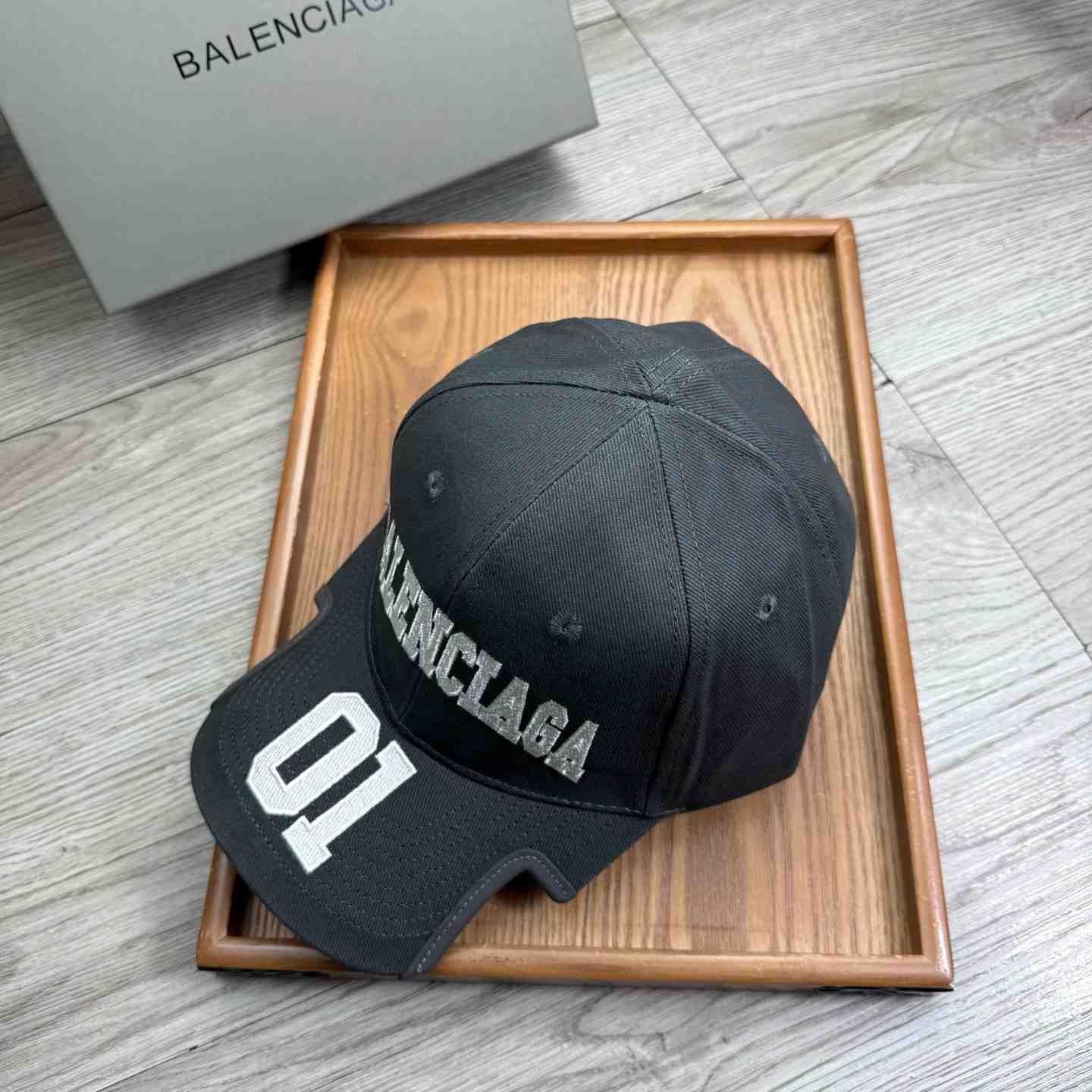 Balenciaga Cap - DesignerGu