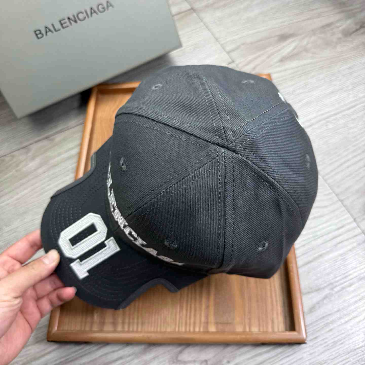 Balenciaga Cap - DesignerGu
