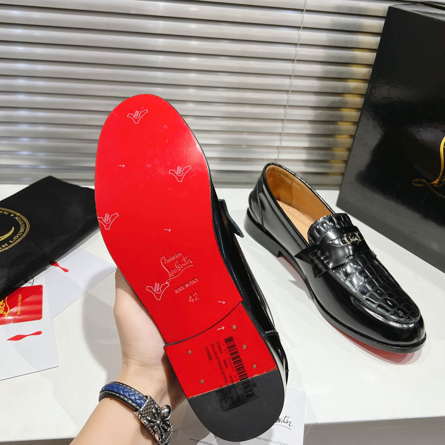 Christian Louboutin Chambelimoc Alligator-Print Embossed Loafers - DesignerGu