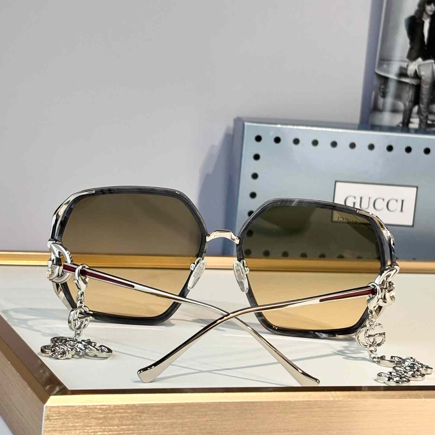 Gucci GG1621 Sunglasses  - DesignerGu