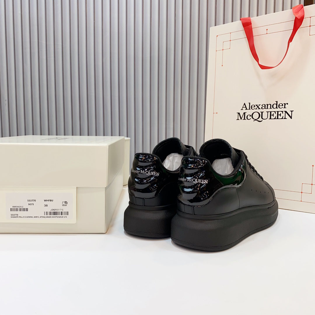 Alexander McQueen Oversized Sneaker 'Black' - DesignerGu