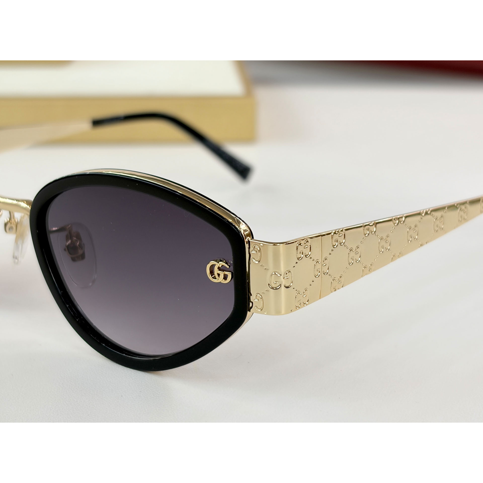 Gucci GG2034SK Sunglasses  - DesignerGu