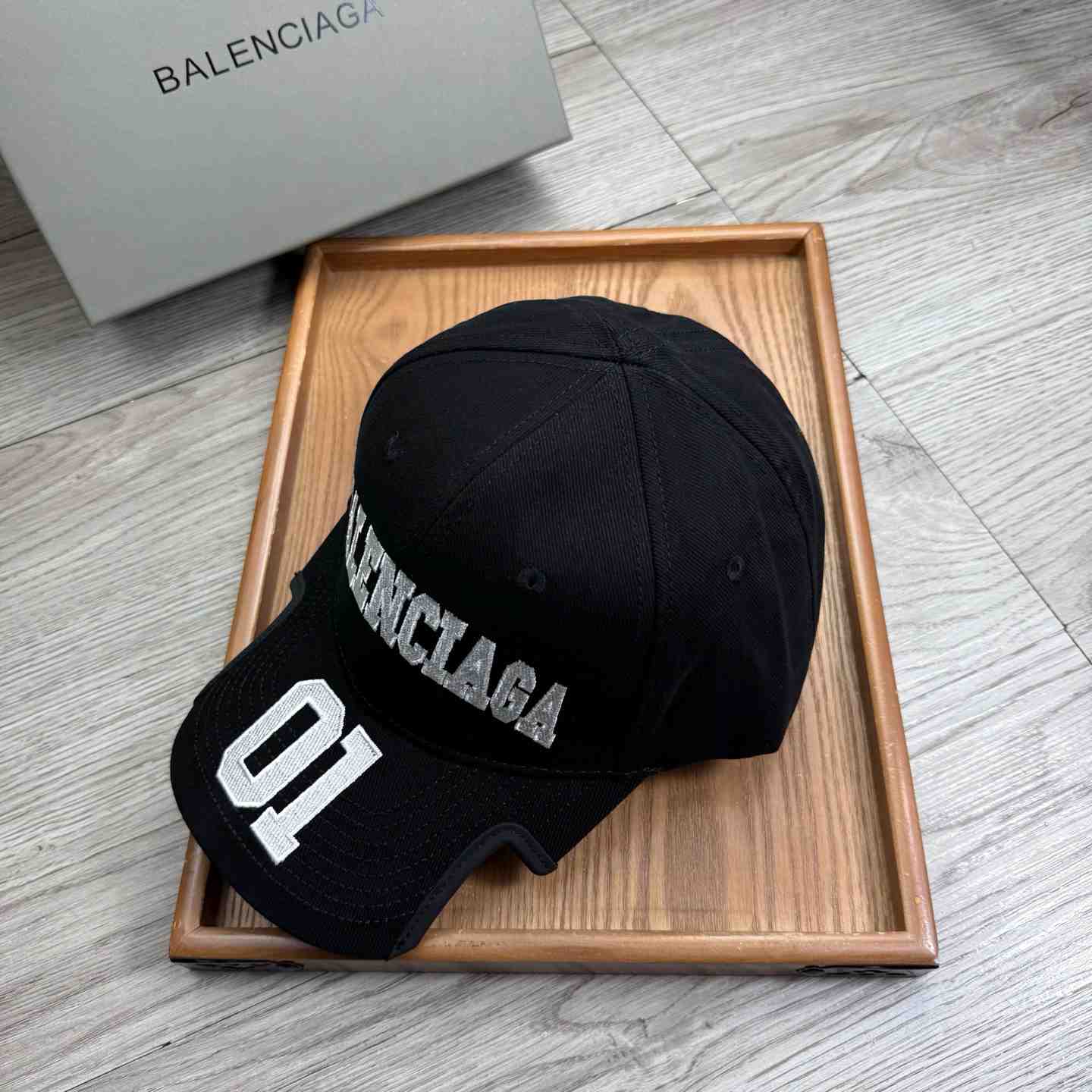 Balenciaga Cap - DesignerGu