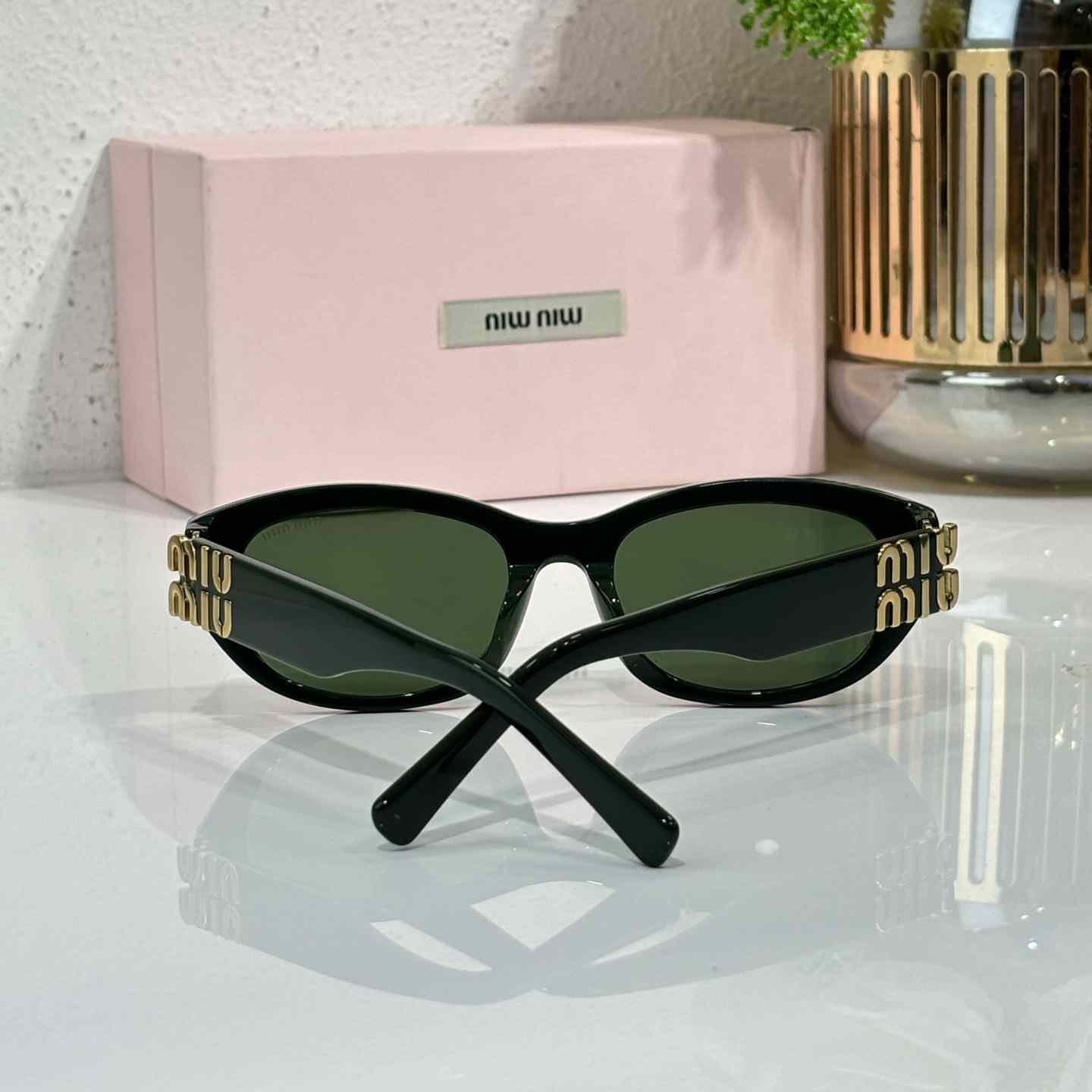Miu Miu SUMA03 Sunglasses  - DesignerGu