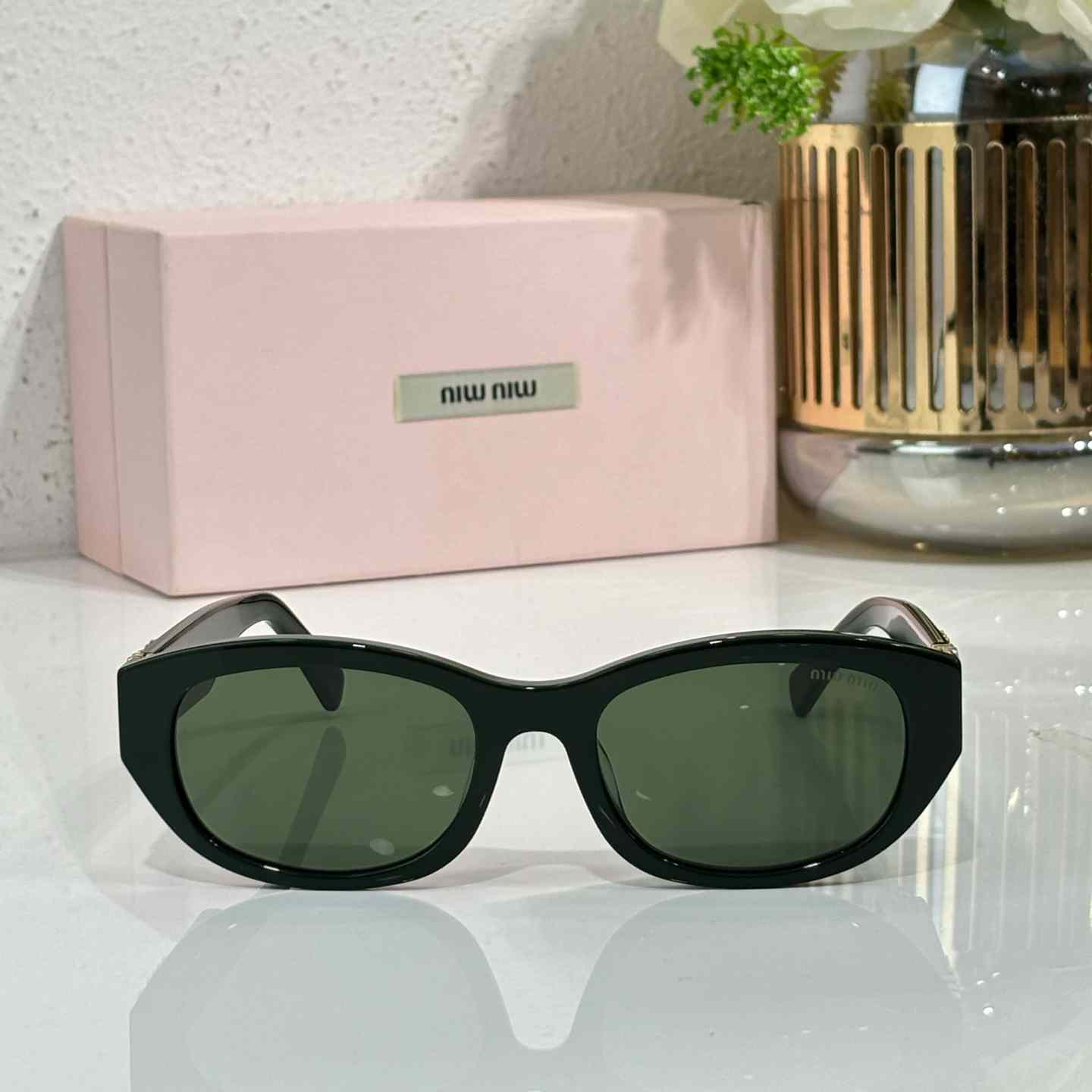 Miu Miu SUMA03 Sunglasses  - DesignerGu