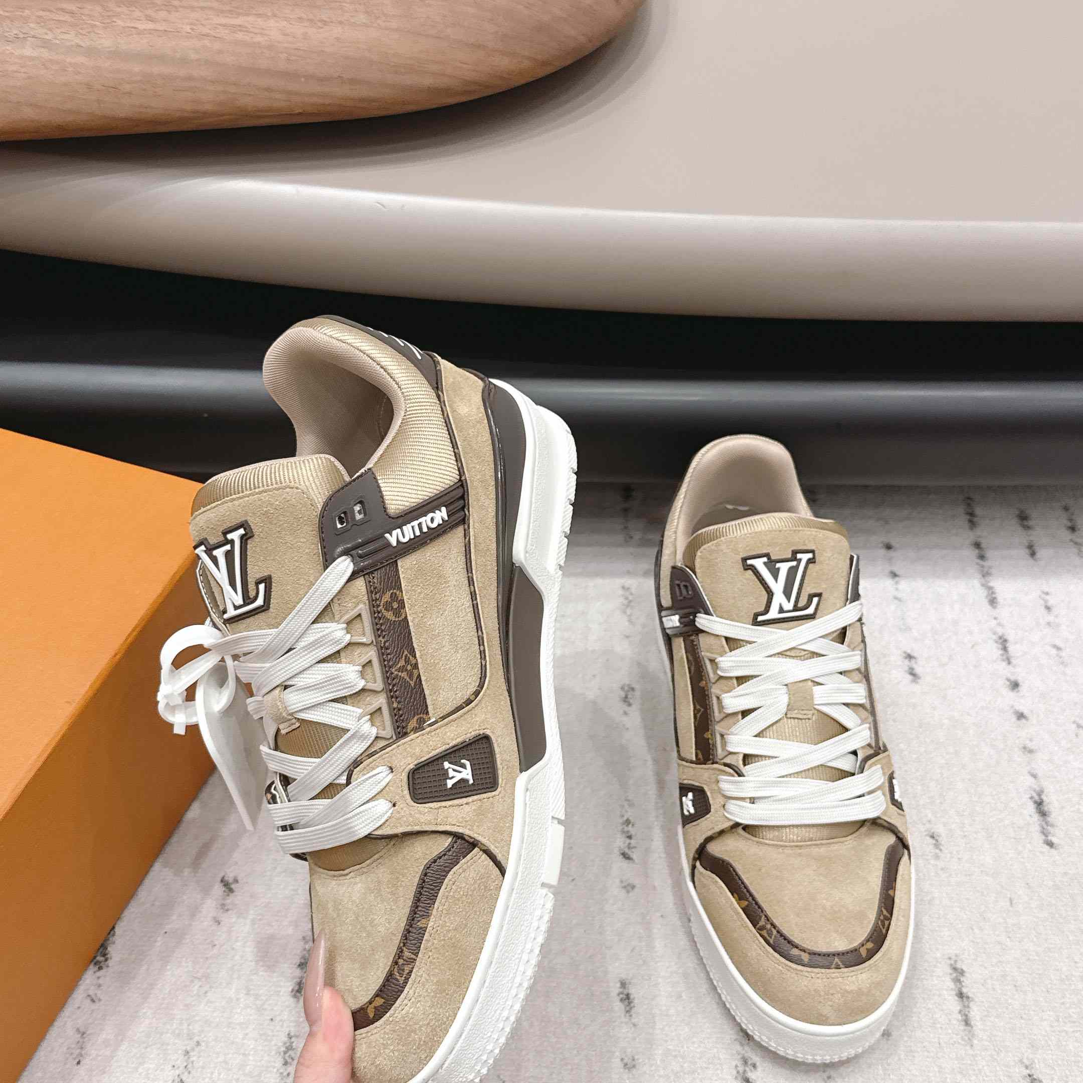 Louis Vuitton LV Trainer Sneaker 1AKB6Q - DesignerGu